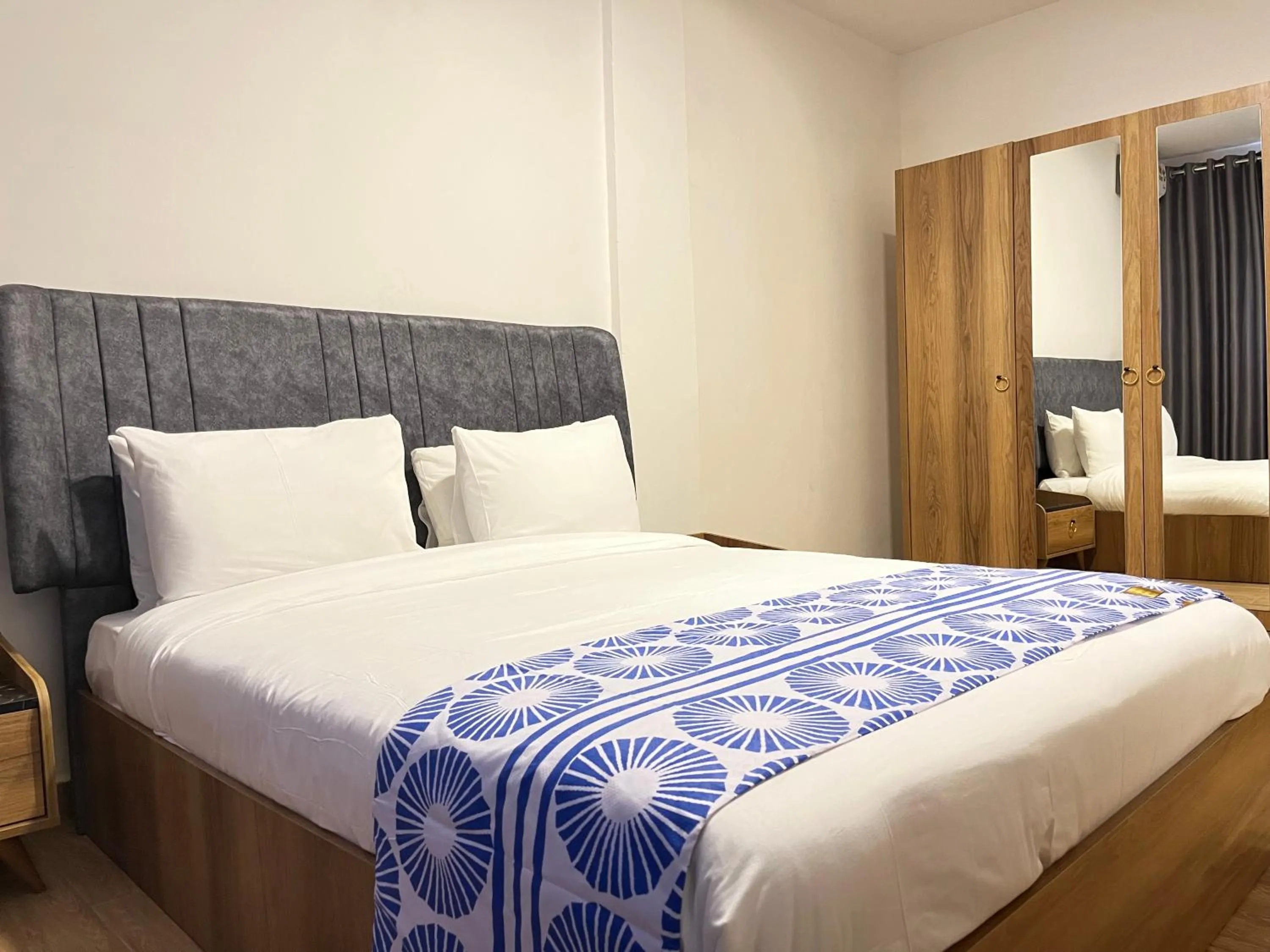 Bed in Sierra Palms Resort