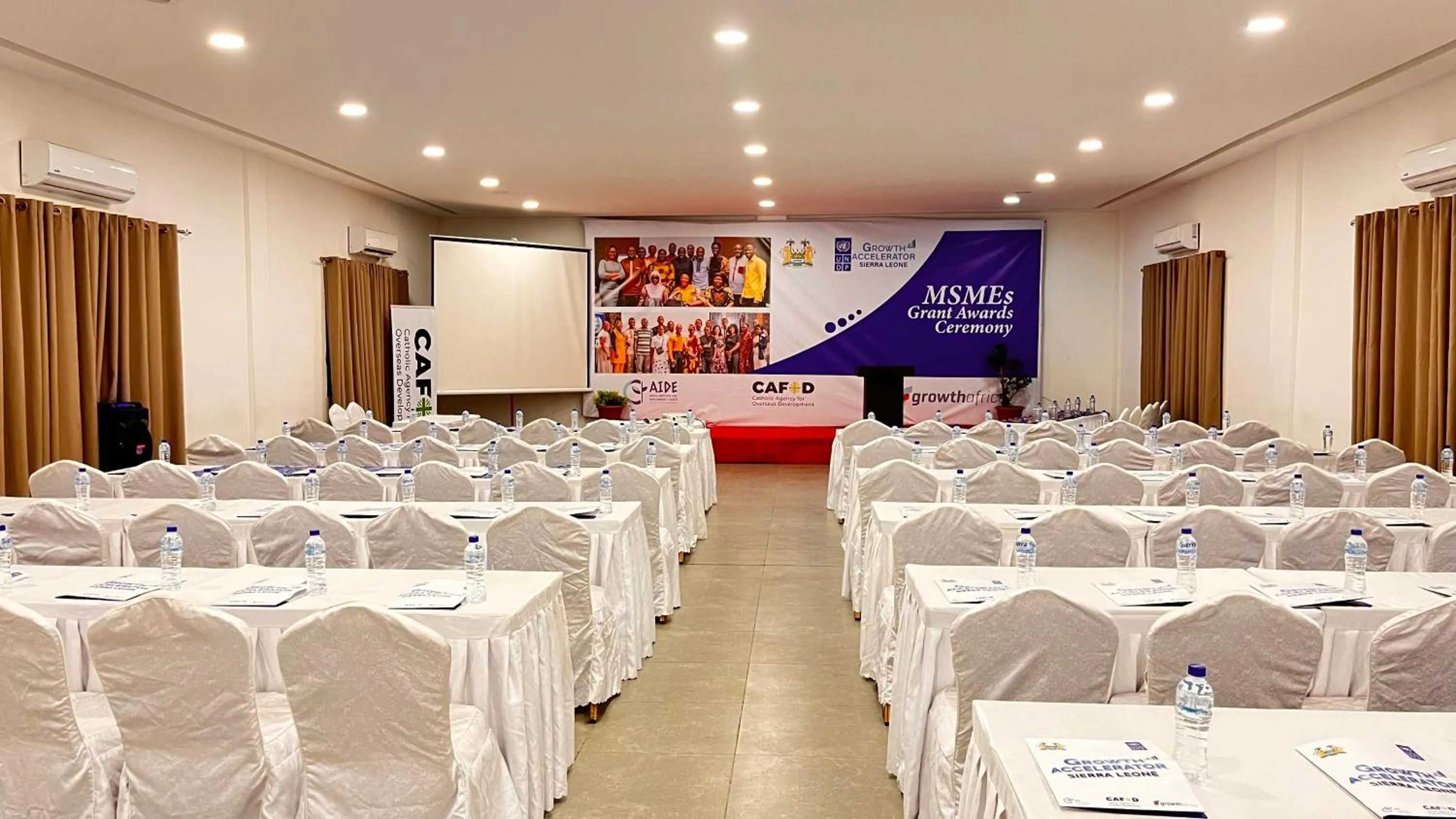 Meeting/conference room in Sierra Palms Resort