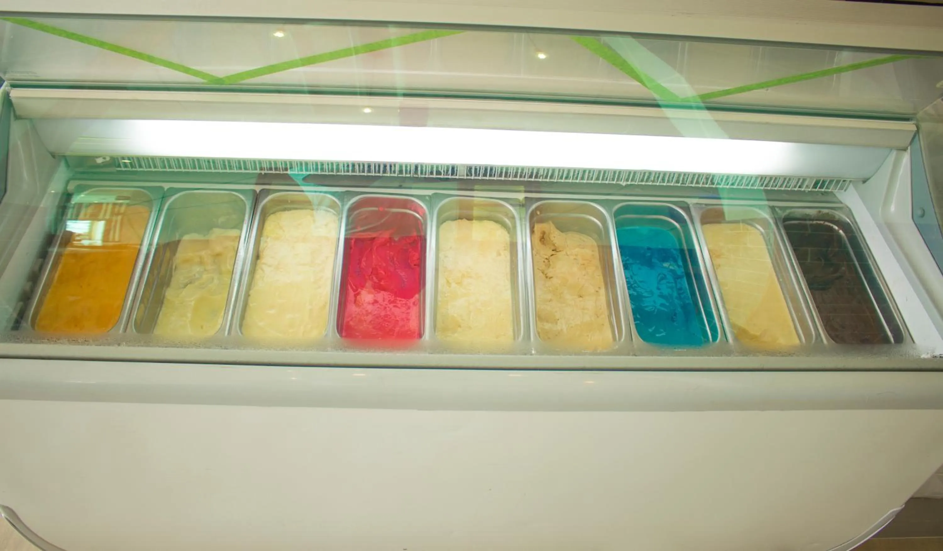 Food and drinks in Sierra Palms Resort