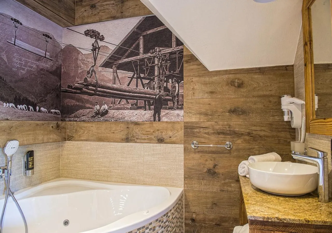 Bathroom in Grand Hotel**** Bachledka Strachan