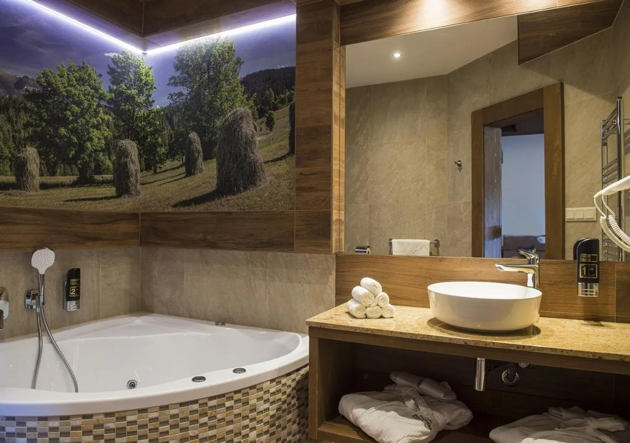 Bathroom in Grand Hotel**** Bachledka Strachan