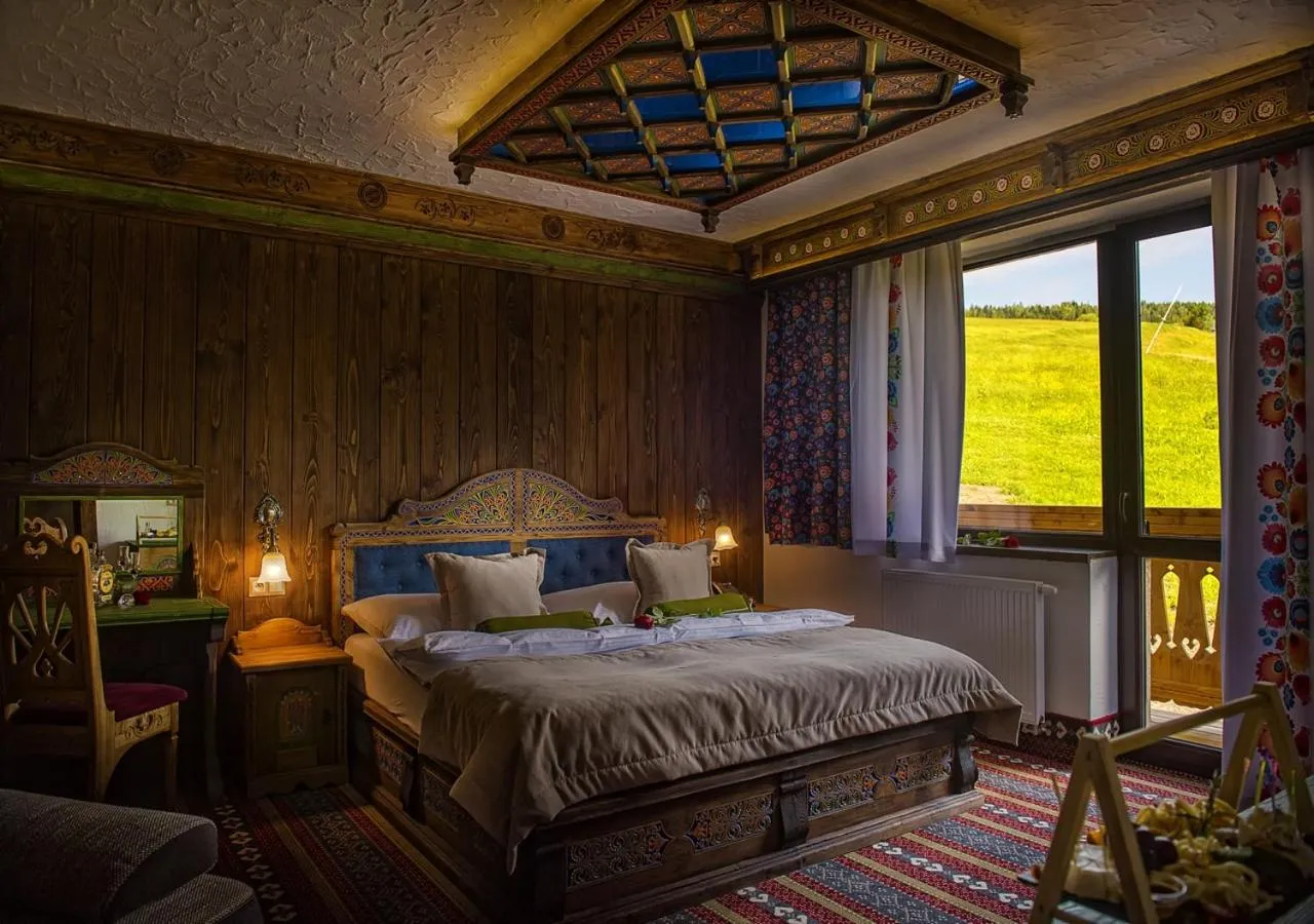 Bathroom, Bed in Grand Hotel**** Bachledka Strachan