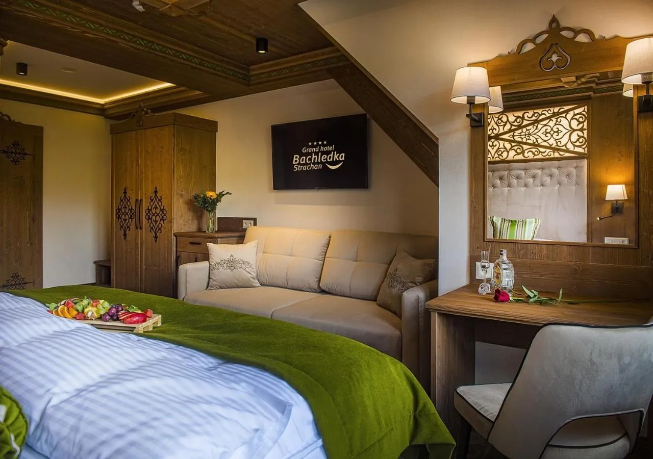 Balcony/Terrace, Bed in Grand Hotel**** Bachledka Strachan