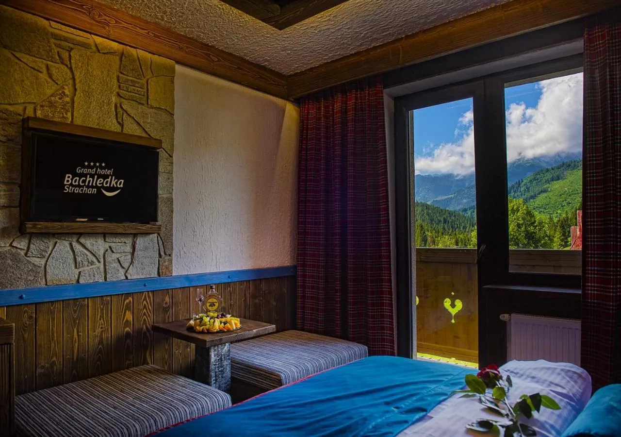 Balcony/Terrace, Bed in Grand Hotel**** Bachledka Strachan