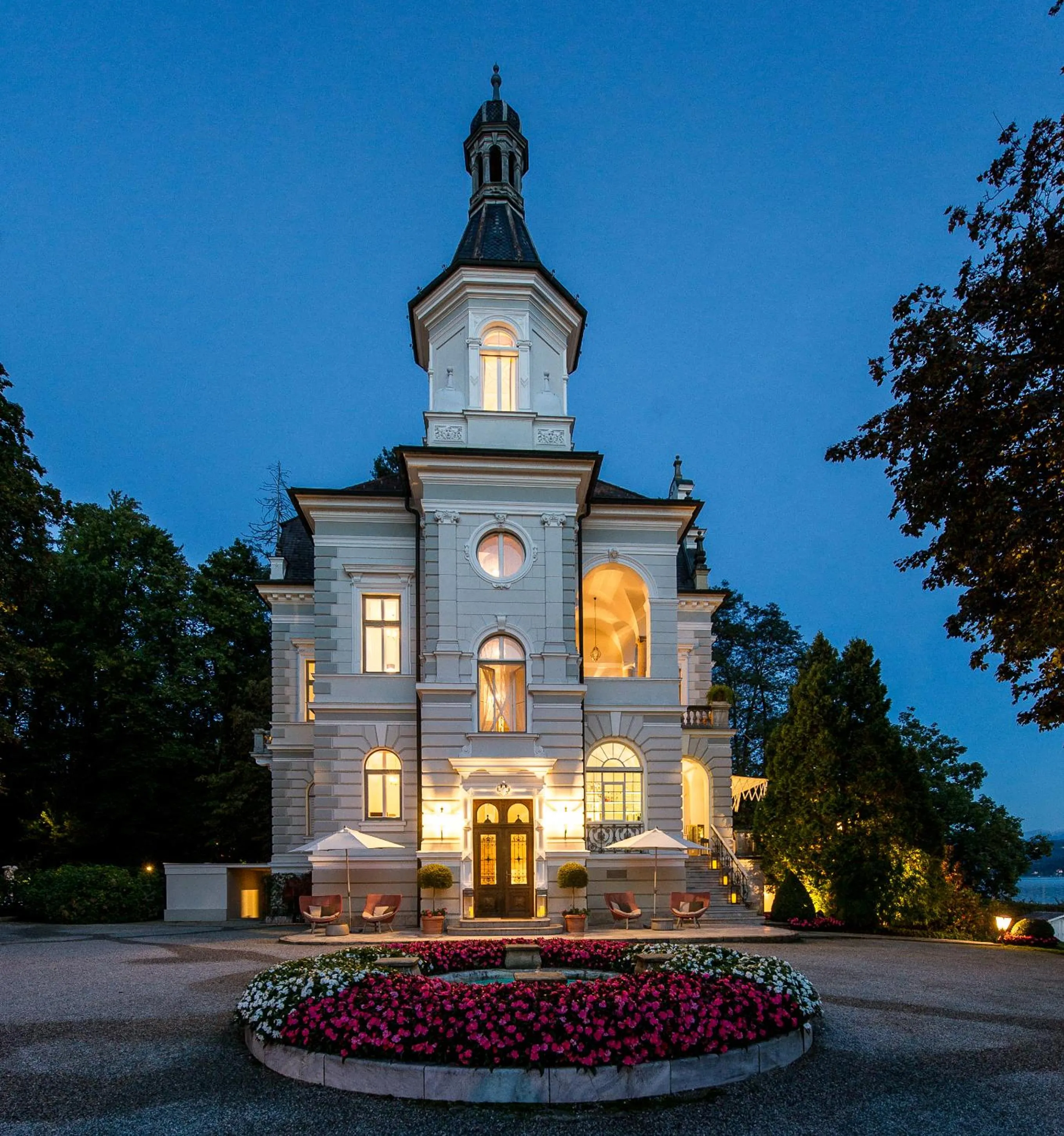 Night in Dermuth Hotels – Parkvilla Wörth