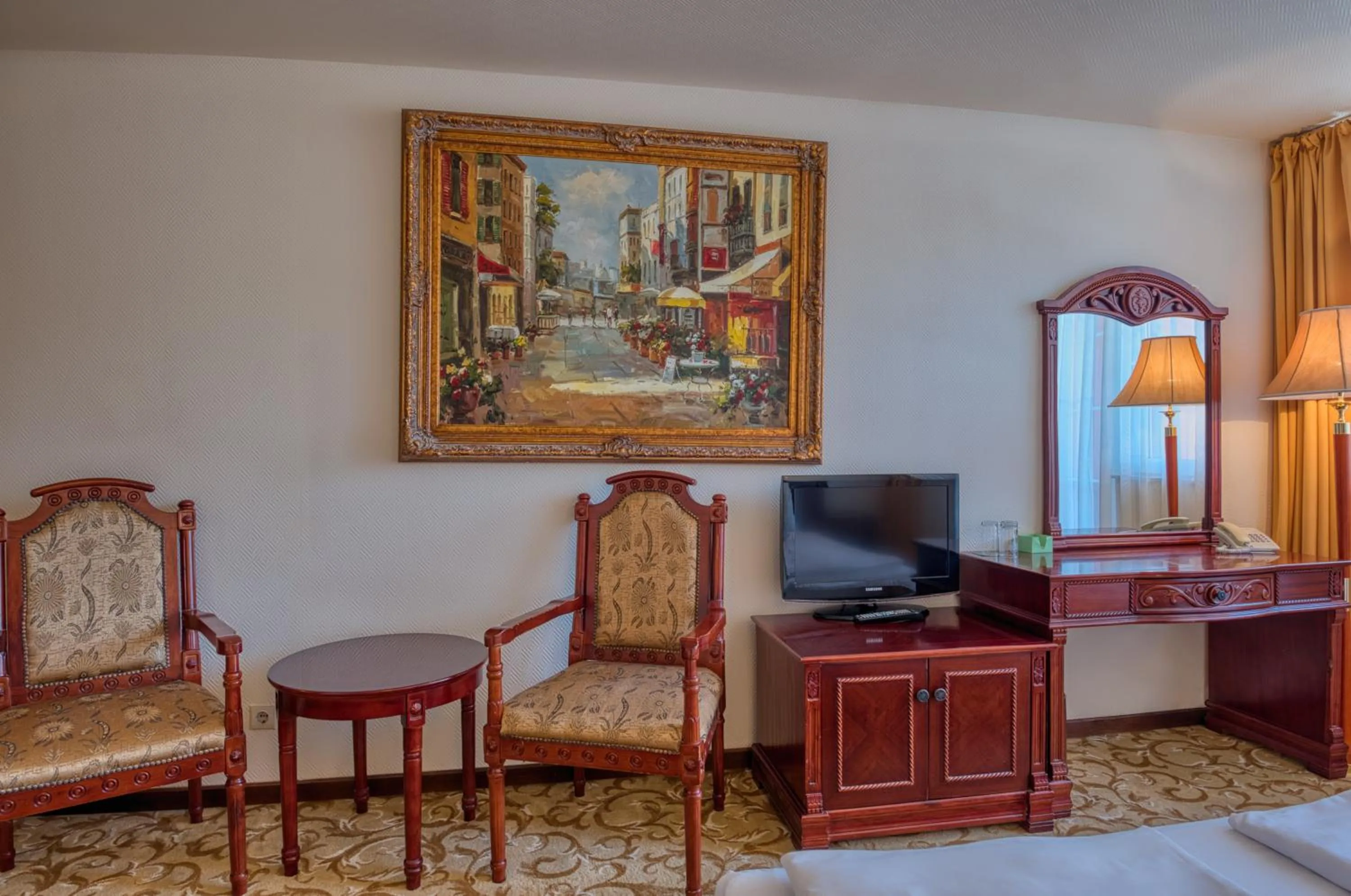 TV and multimedia in Hotel Bellevue Esztergom