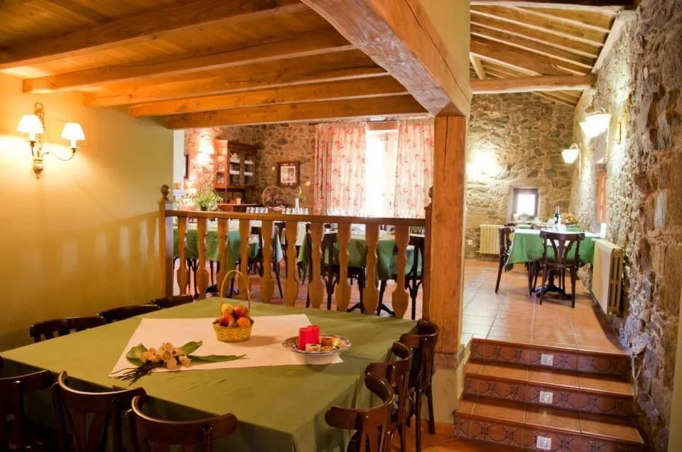 Restaurant/places to eat in A Casa da Torre Branca