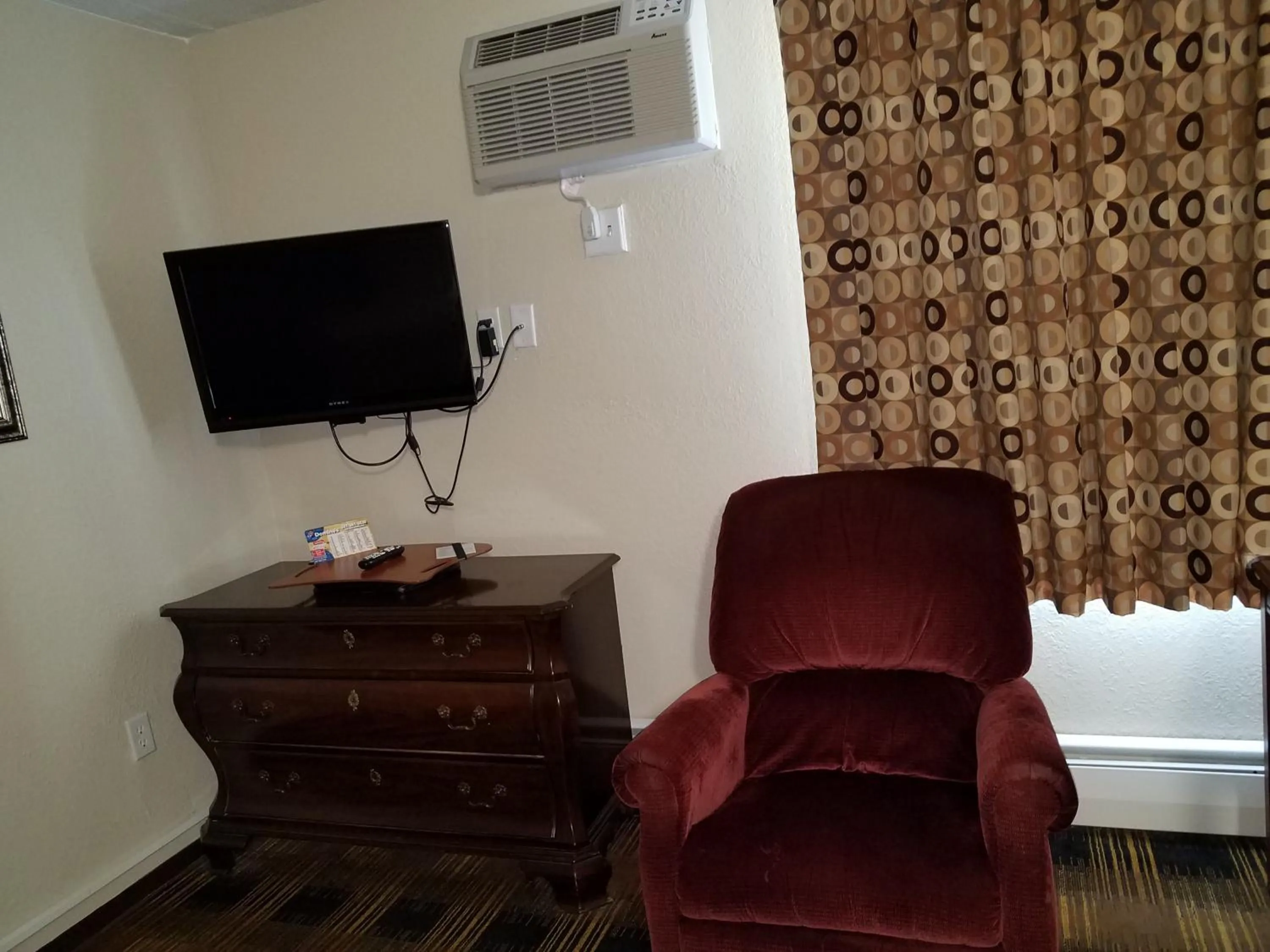 Red Carpet Inn Rochester