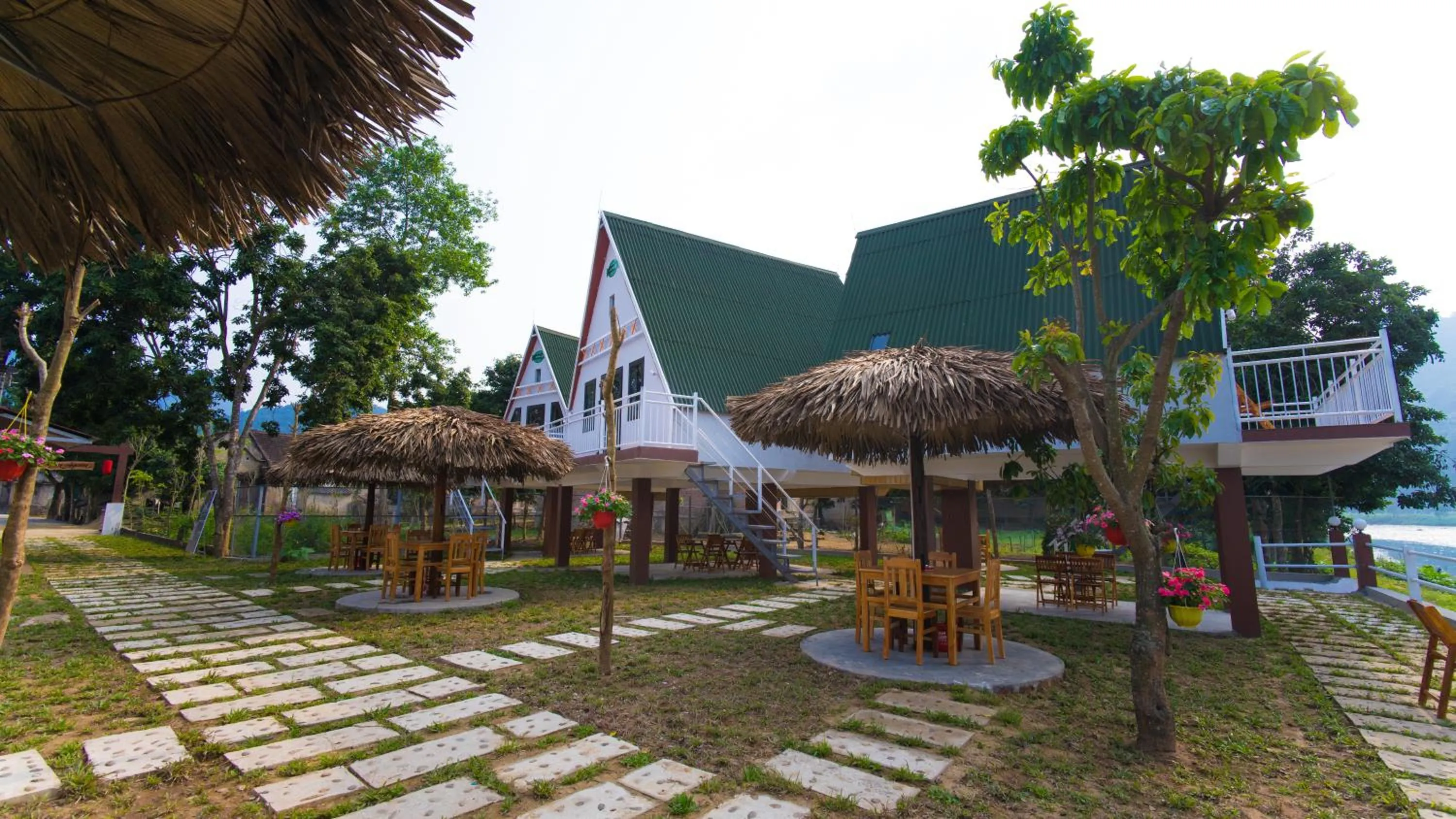 Garden view in Carambola Bungalow