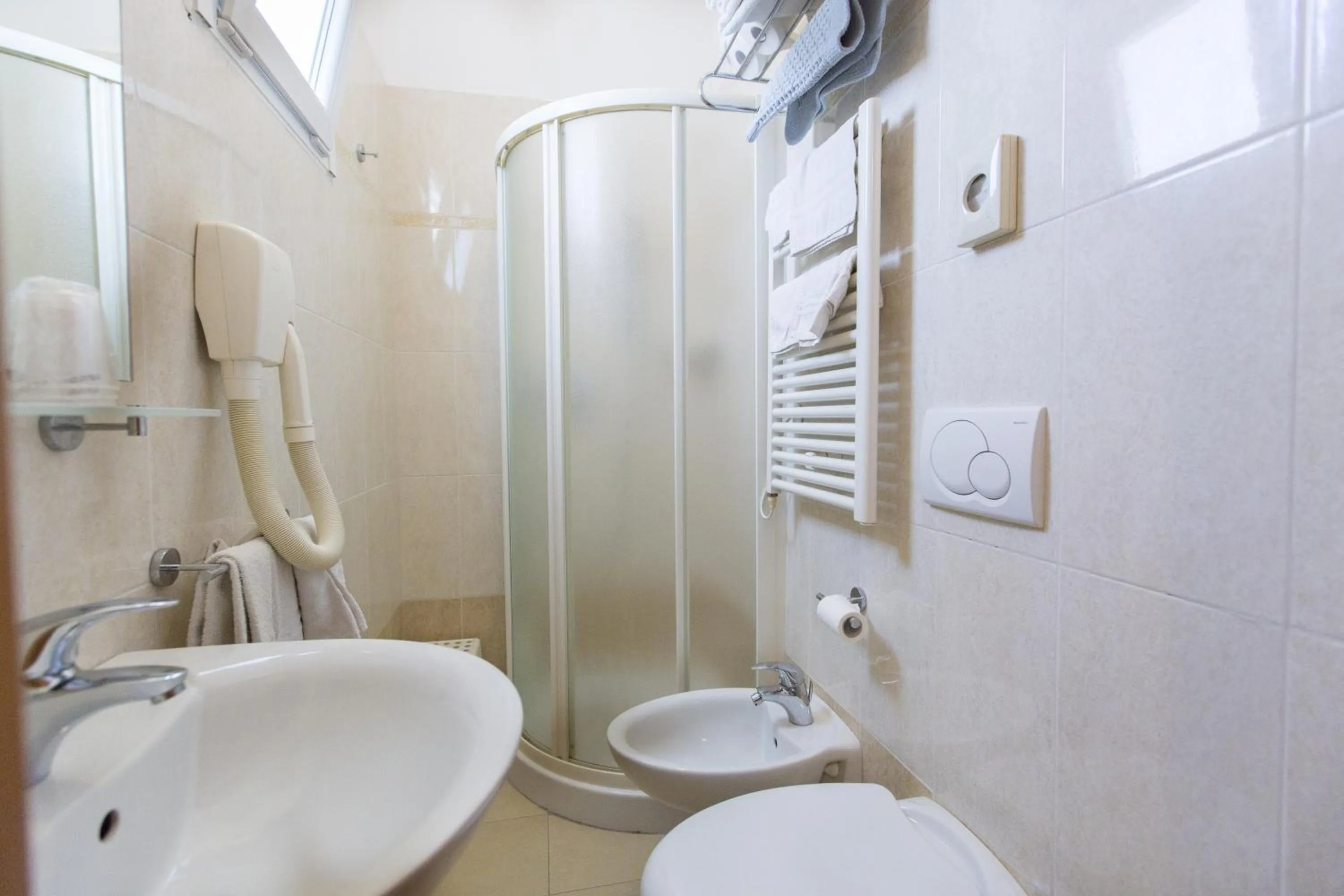 Shower in Hotel Rex Rimini