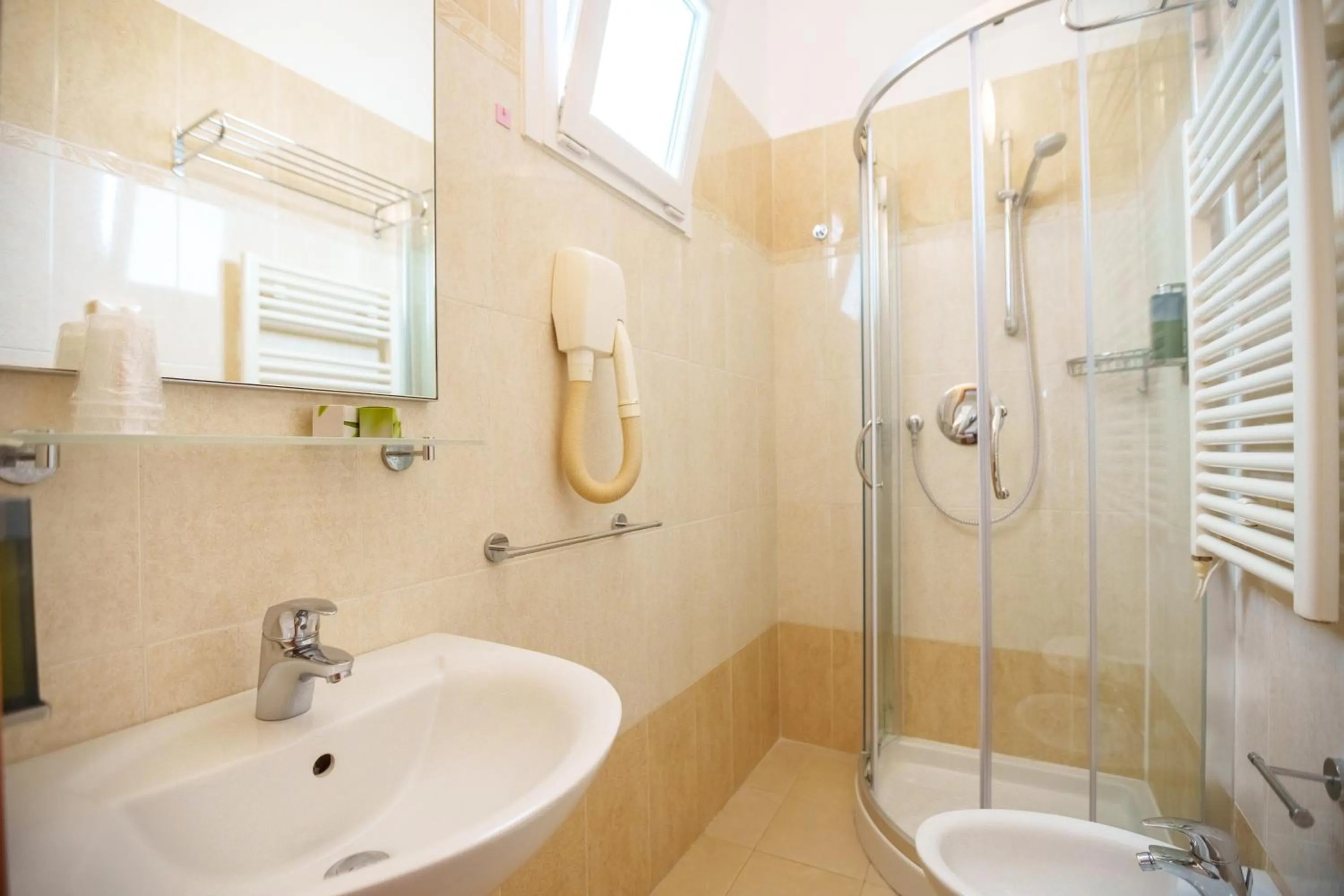 Bathroom in Hotel Rex Rimini