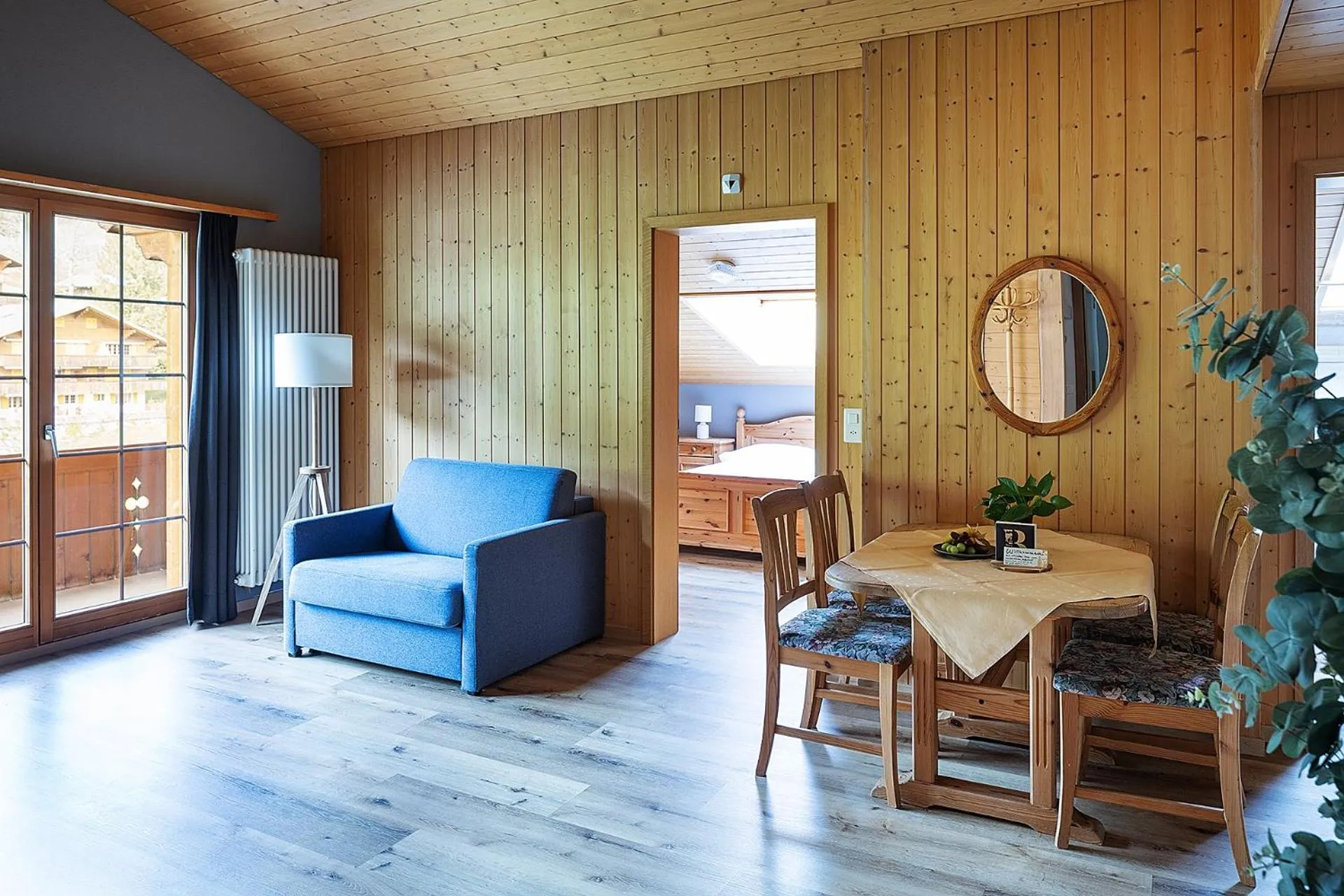 Dining area in Hotel Bodmi