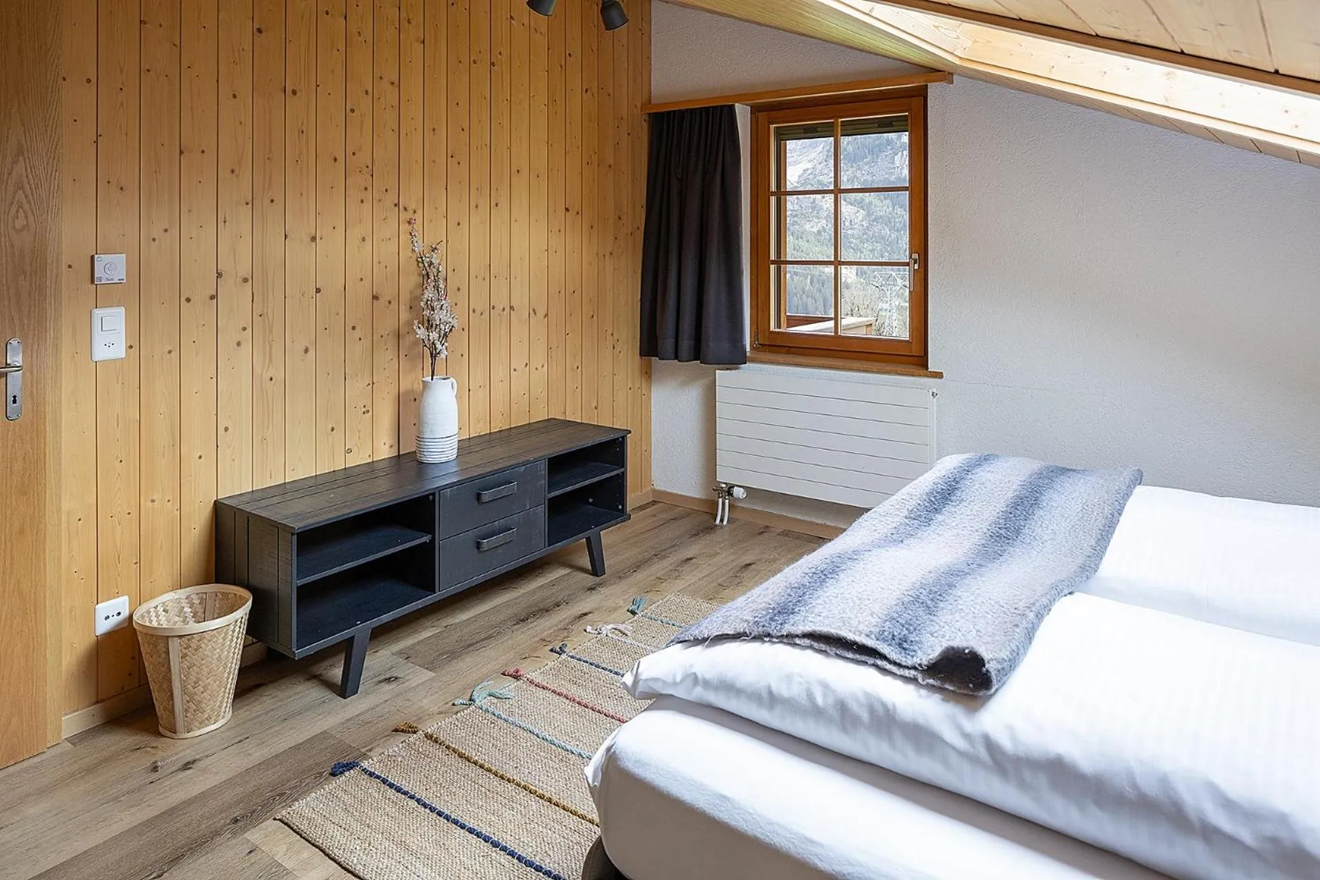 Bedroom, Bed in Hotel Bodmi