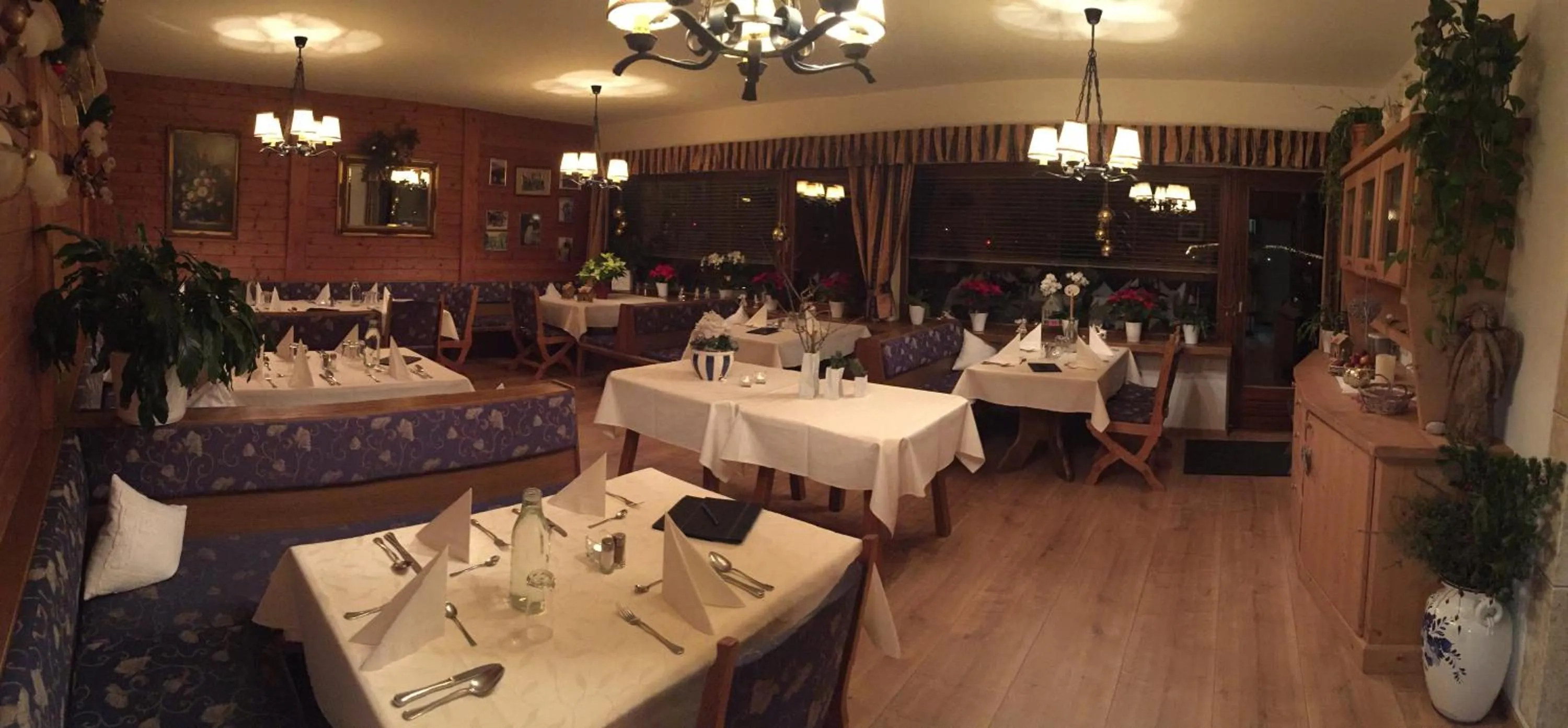 Restaurant/places to eat in Hotel Menthof