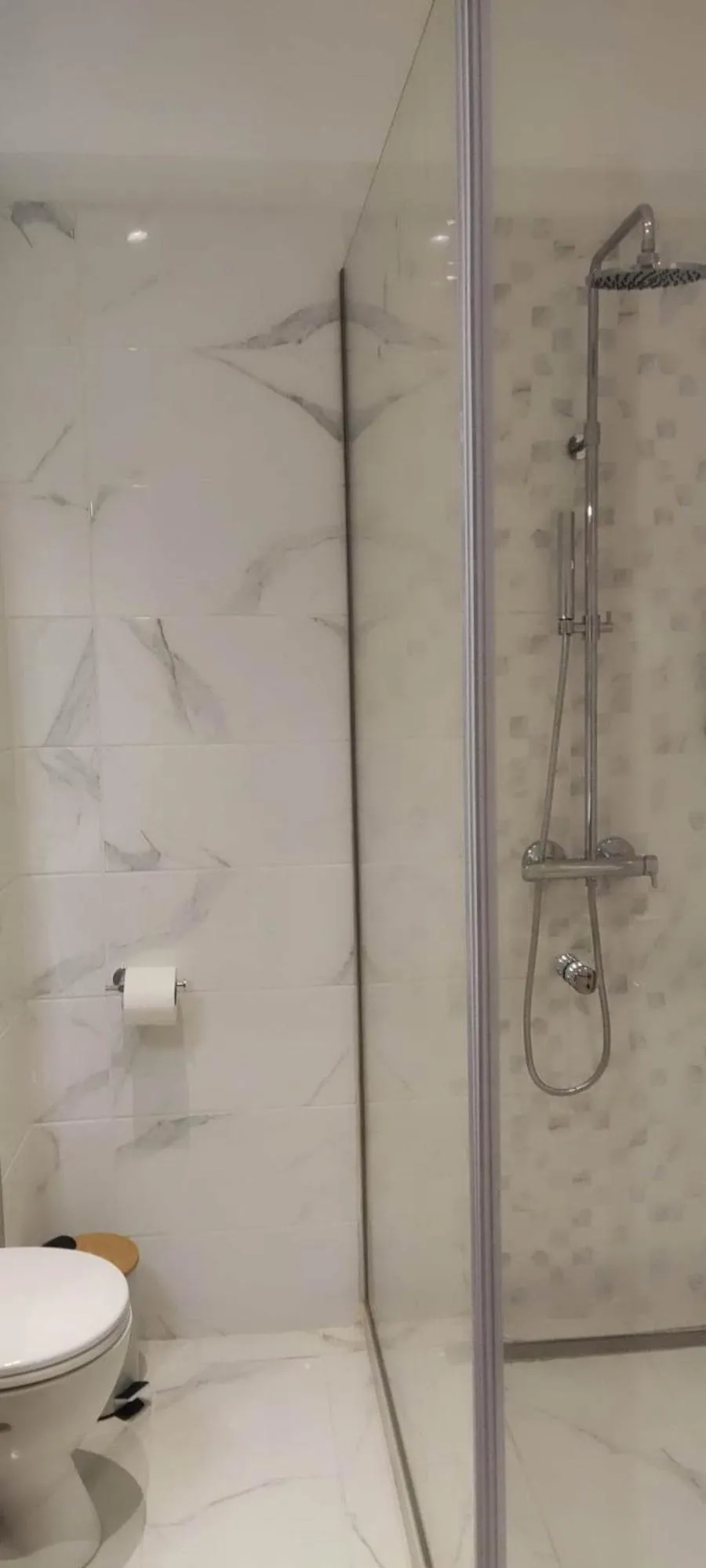 Bathroom in Corfu City Apartments