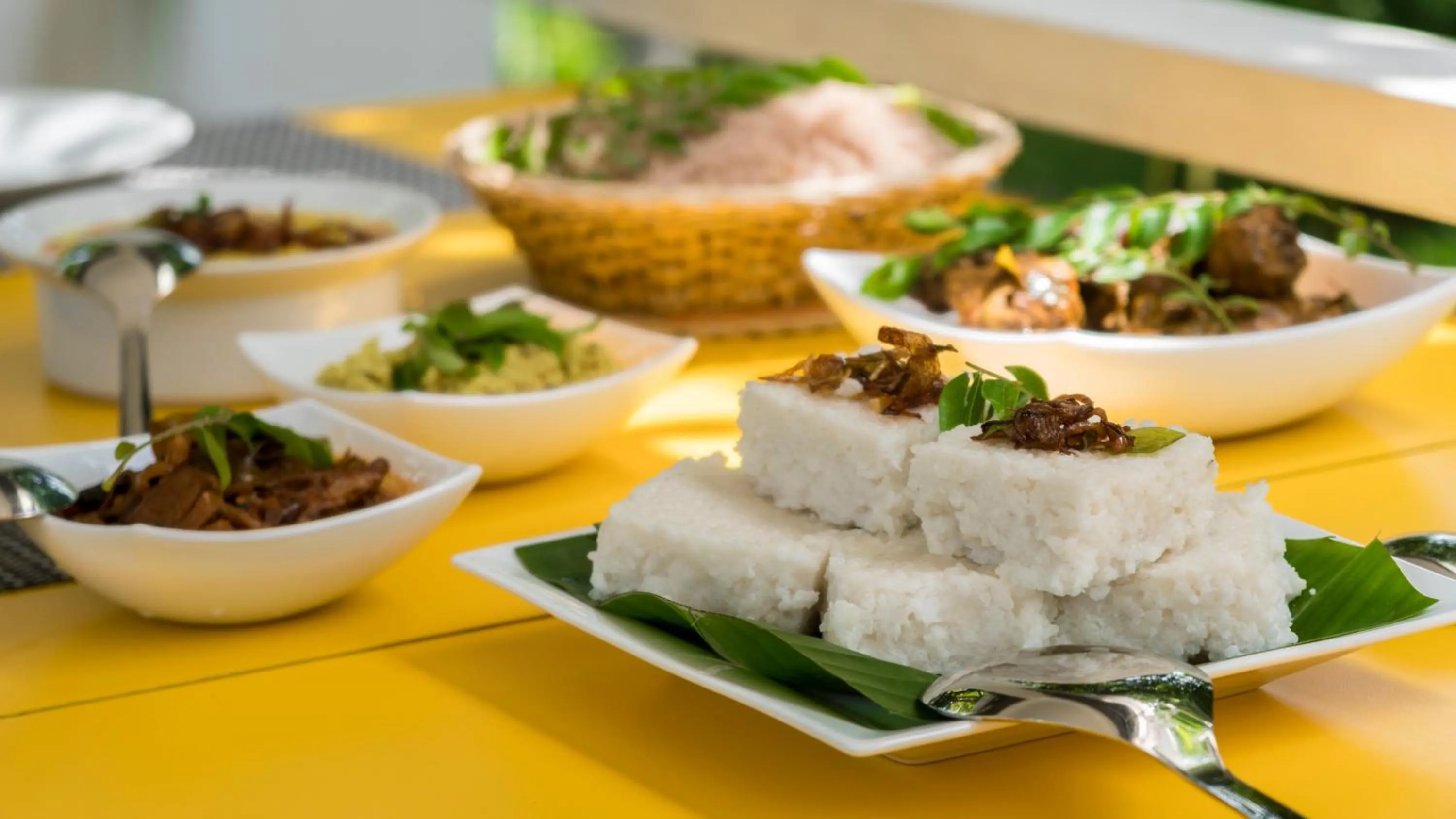 Asian breakfast in 18 Faces with free drop off to Galle Fort by TukTuk