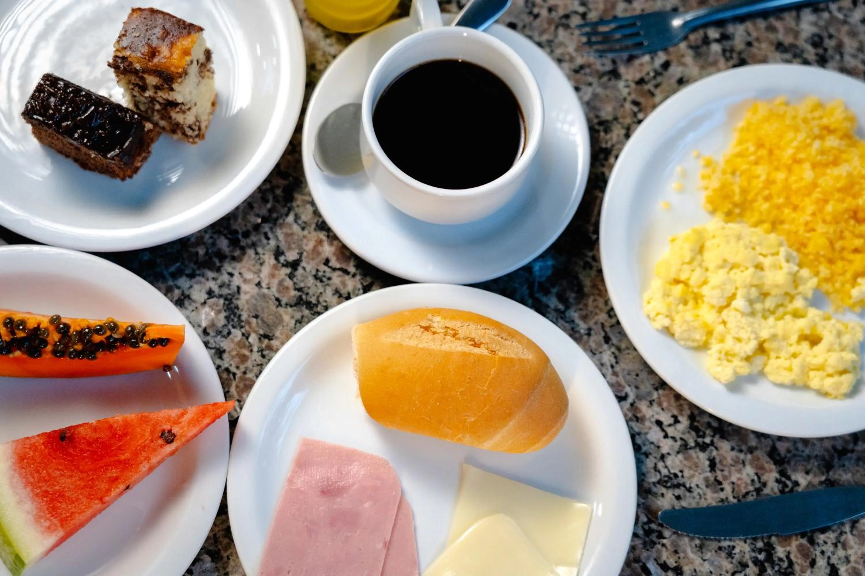 Breakfast in VELINN Hotel Natureza Foz