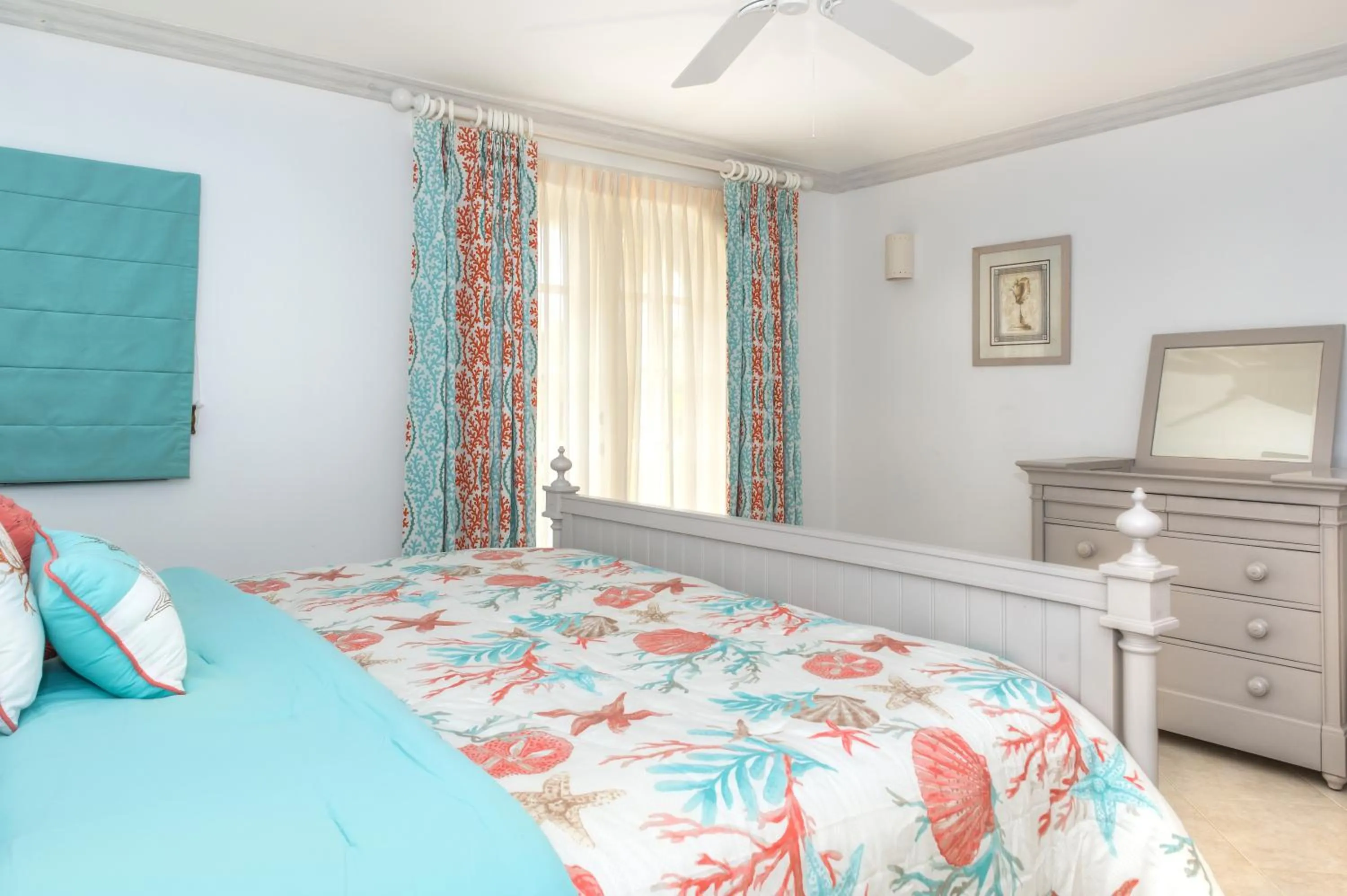 Bedroom, Bed in Port St. Charles