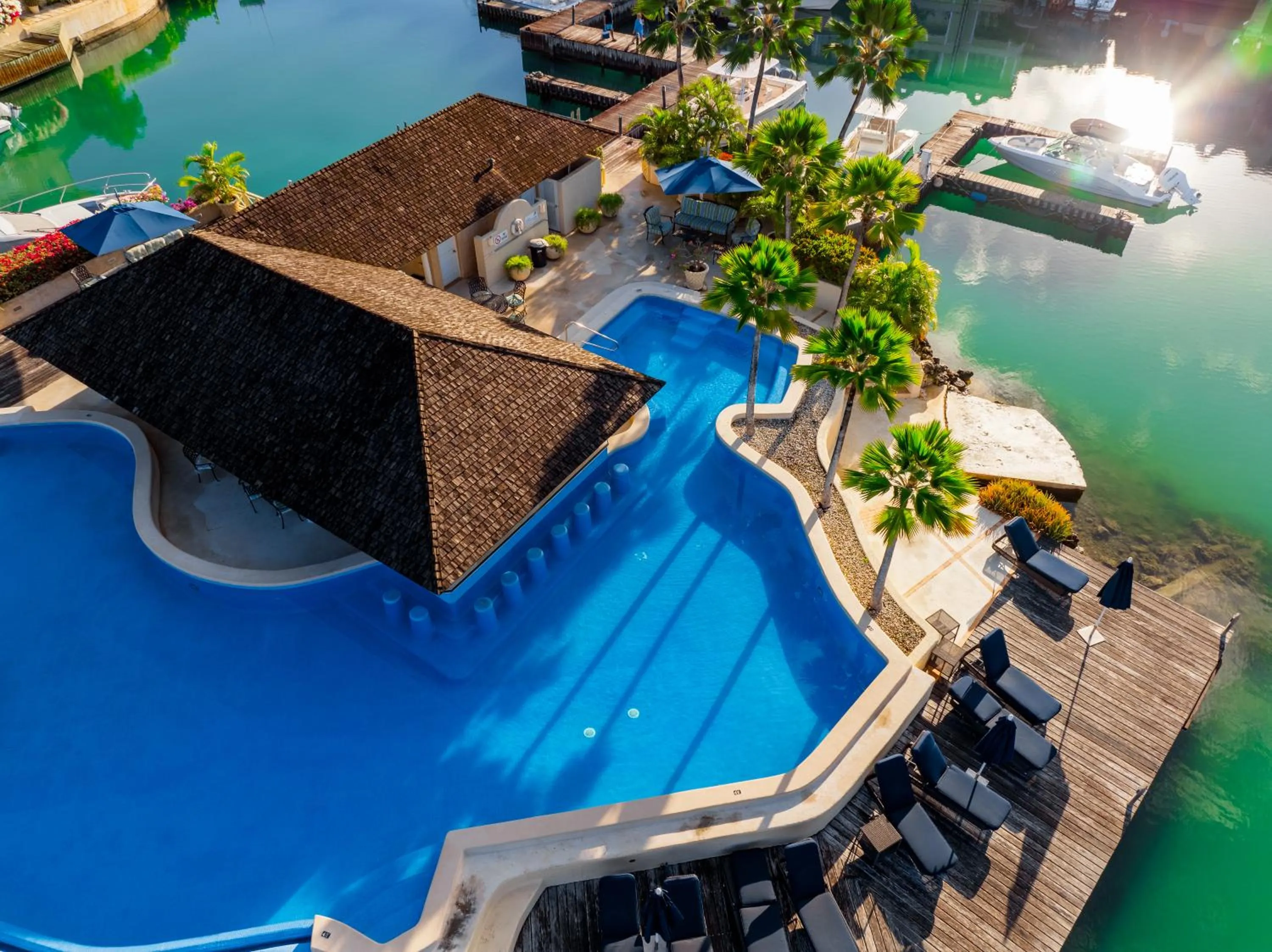 Swimming pool in Port St. Charles