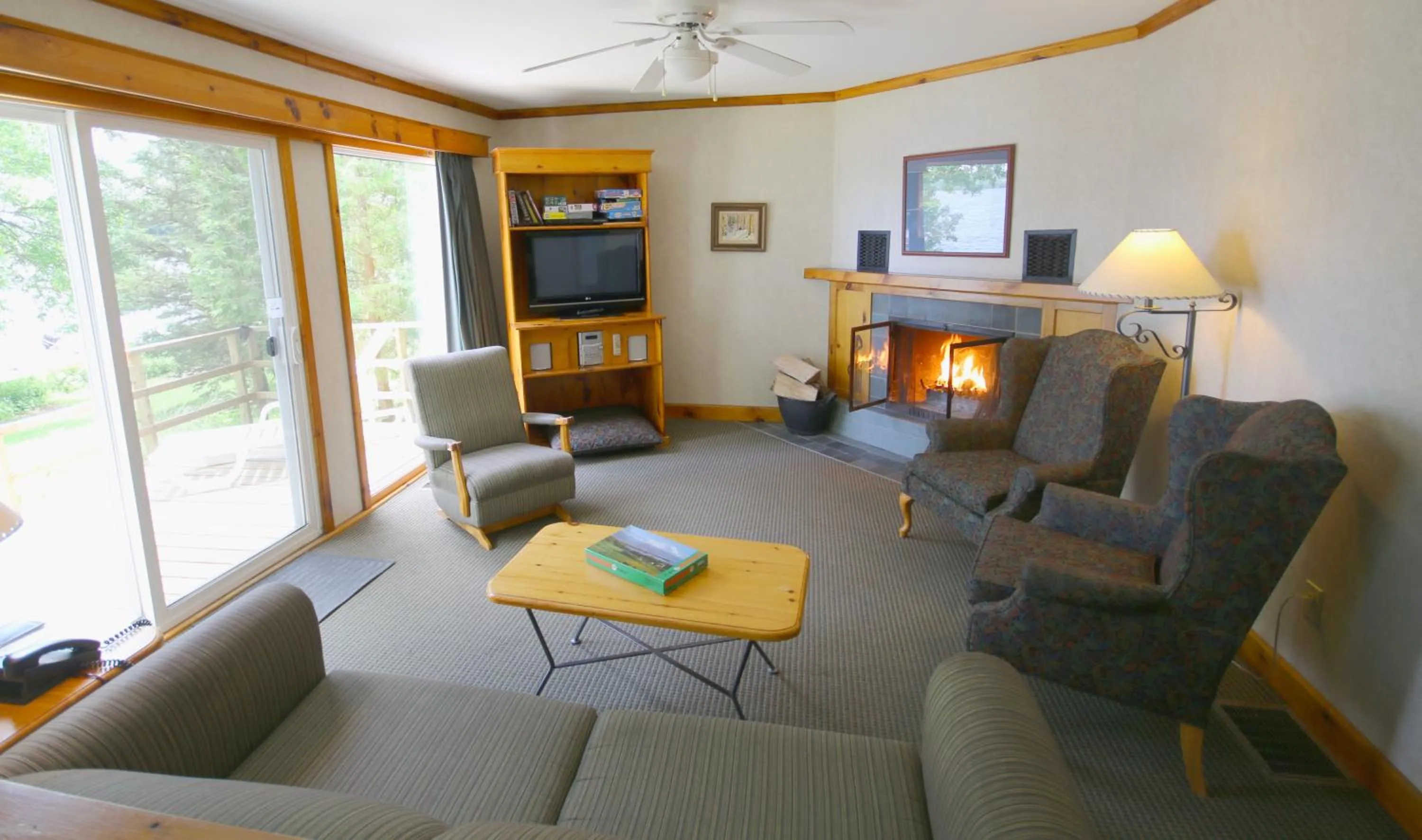 Living room in Elmhirst's Resort