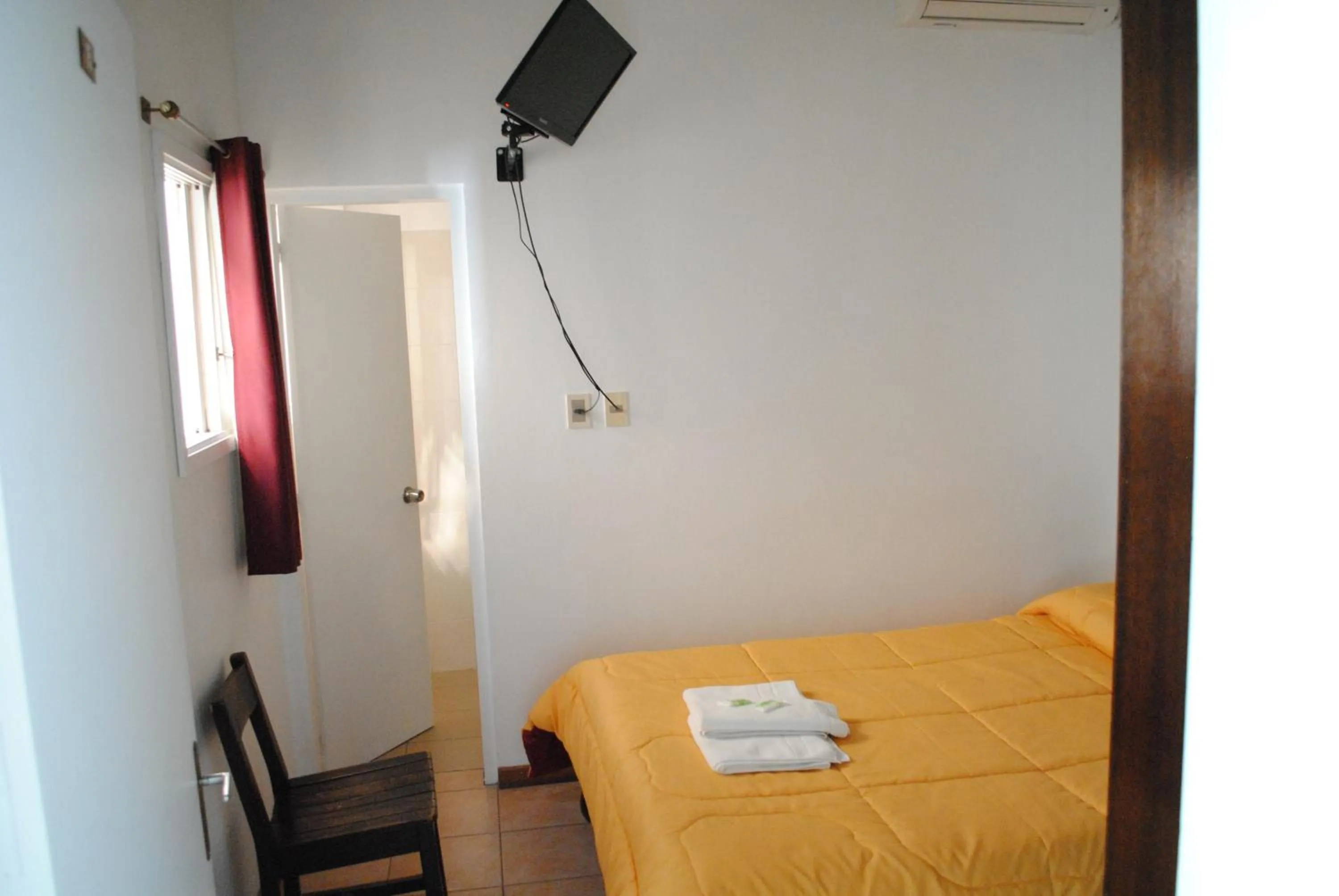 Other, Bed in Hotel Romi