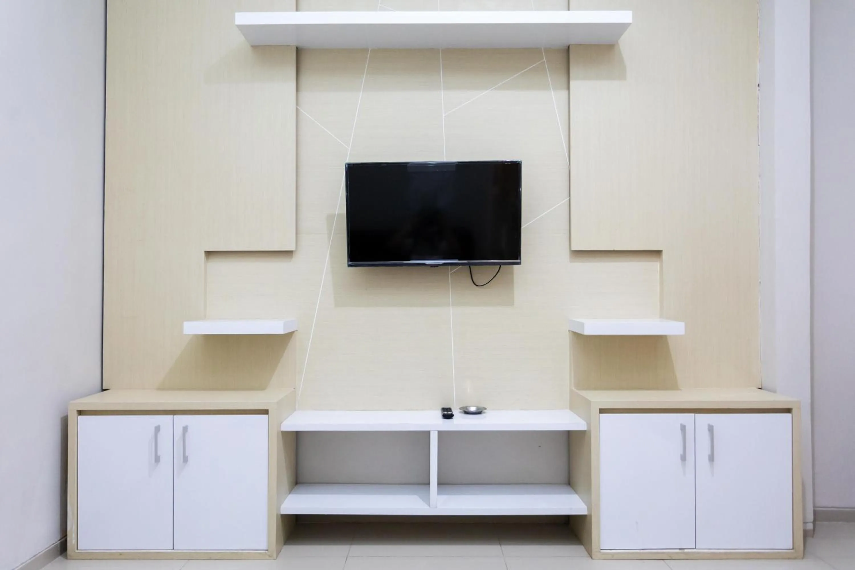 TV and multimedia in Batuque Town Villa 2