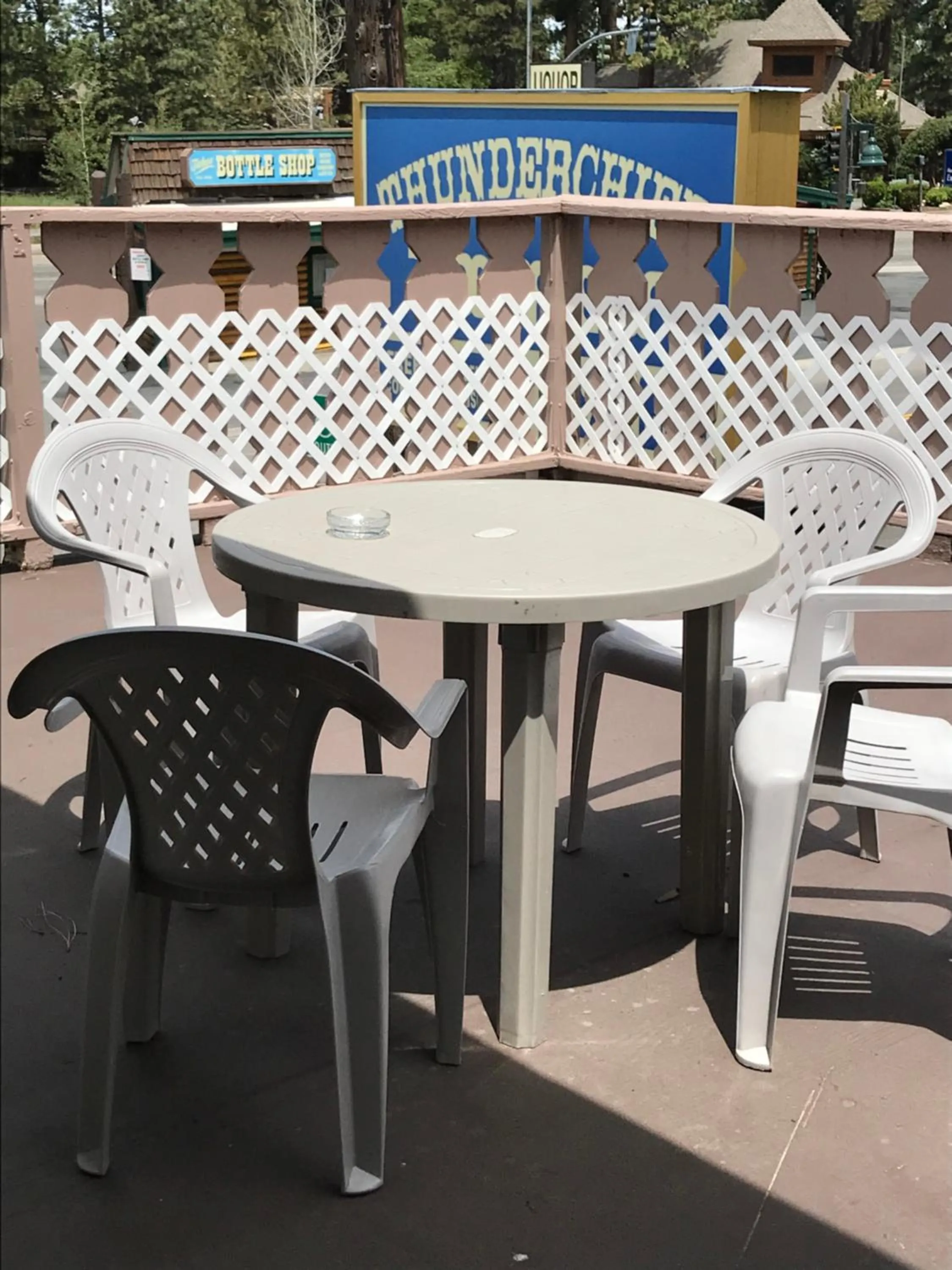 Thunderchief Inn