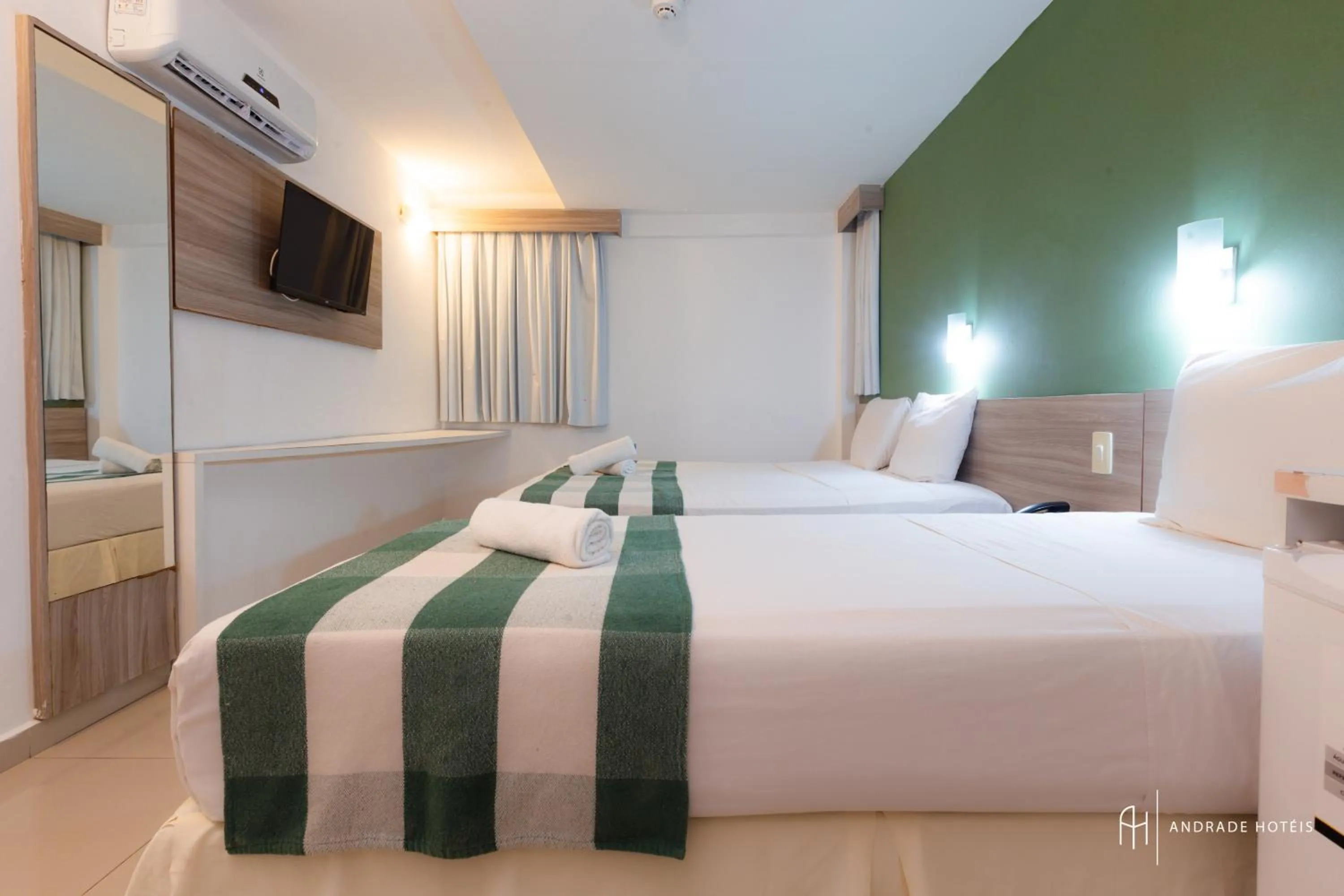 Bed in Rede Andrade Vela Branca