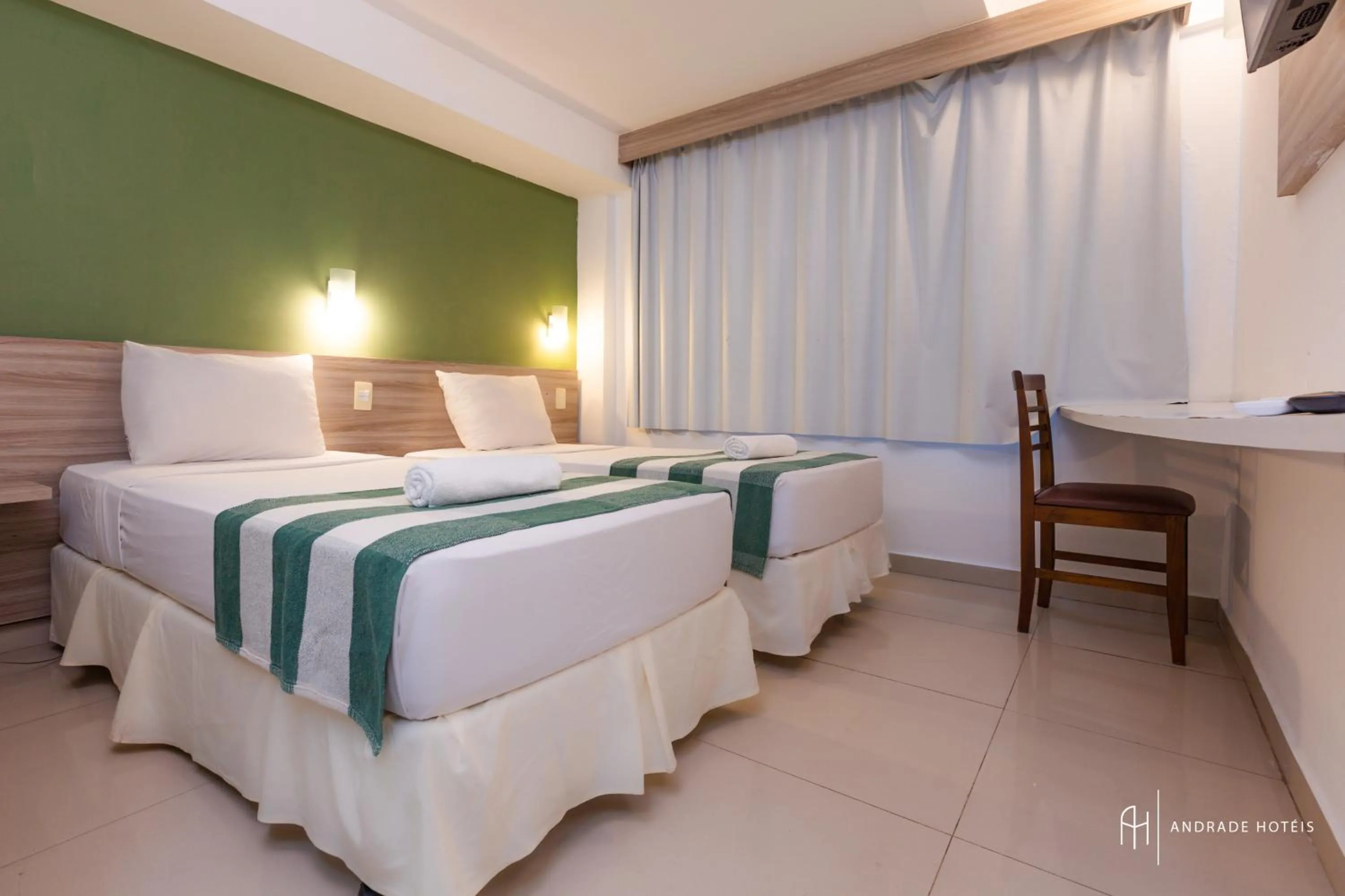 TV and multimedia, Bed in Rede Andrade Vela Branca