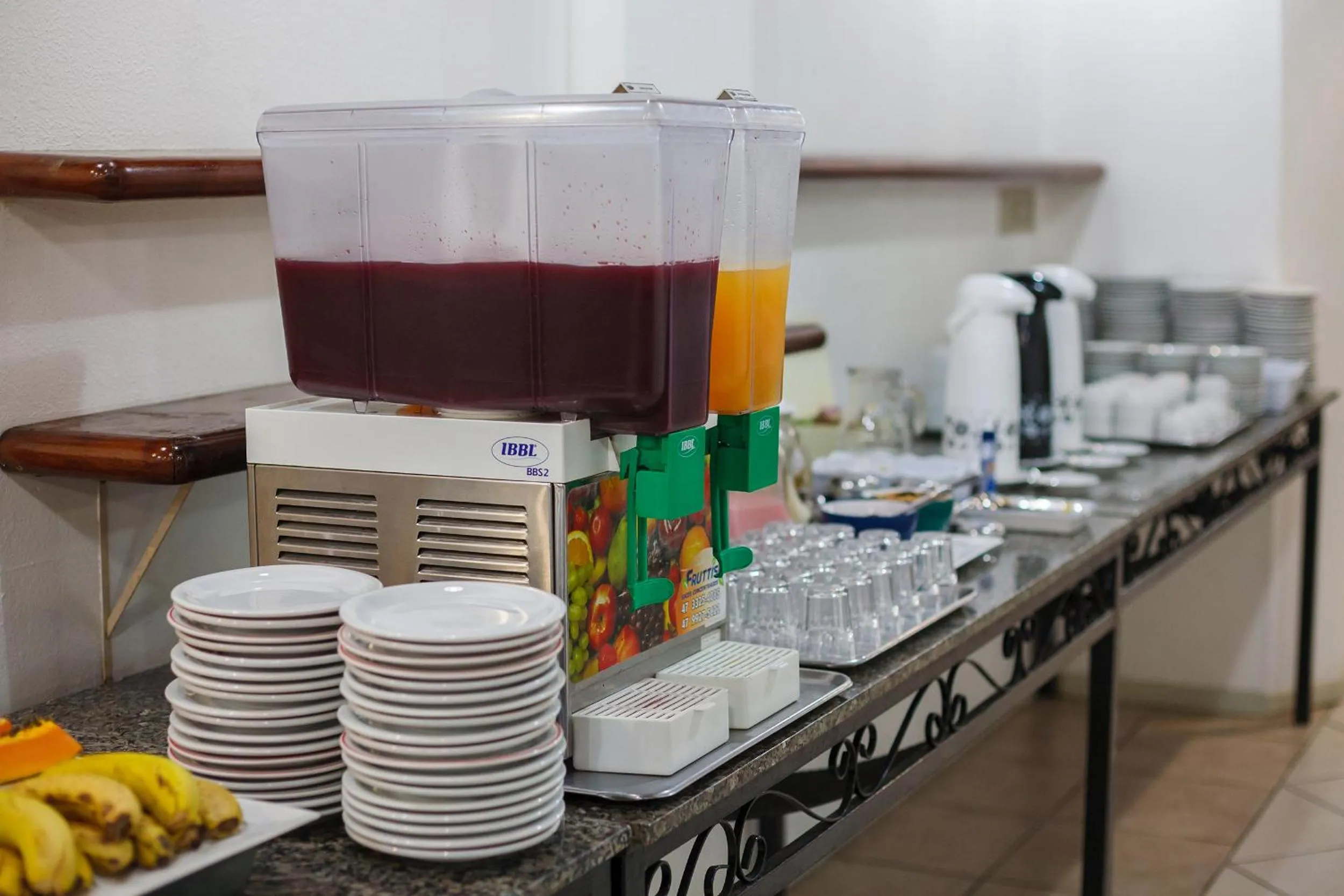 Buffet breakfast in Tri Hotel Florianópolis