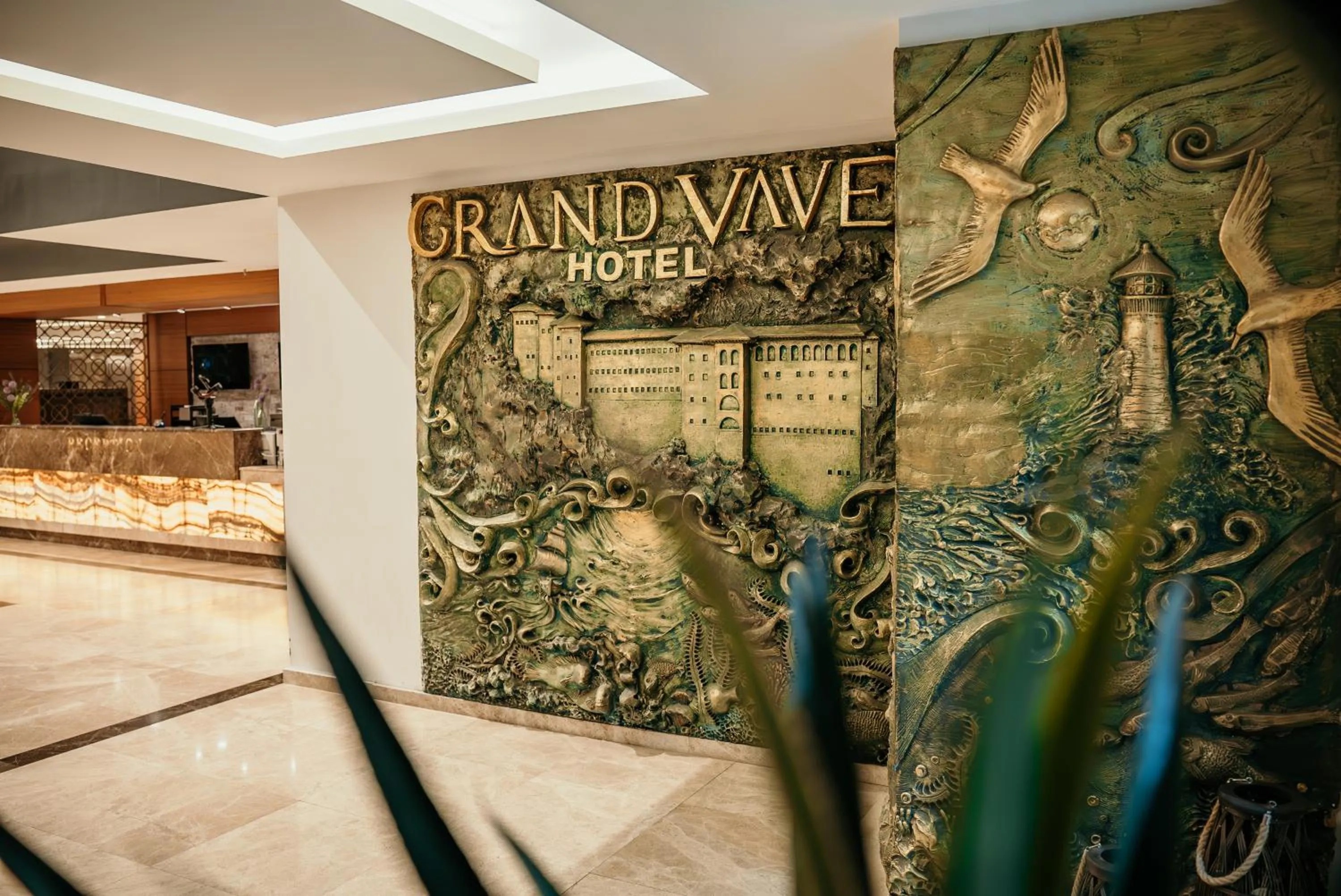Lobby or reception in Grand Vaves Hotel