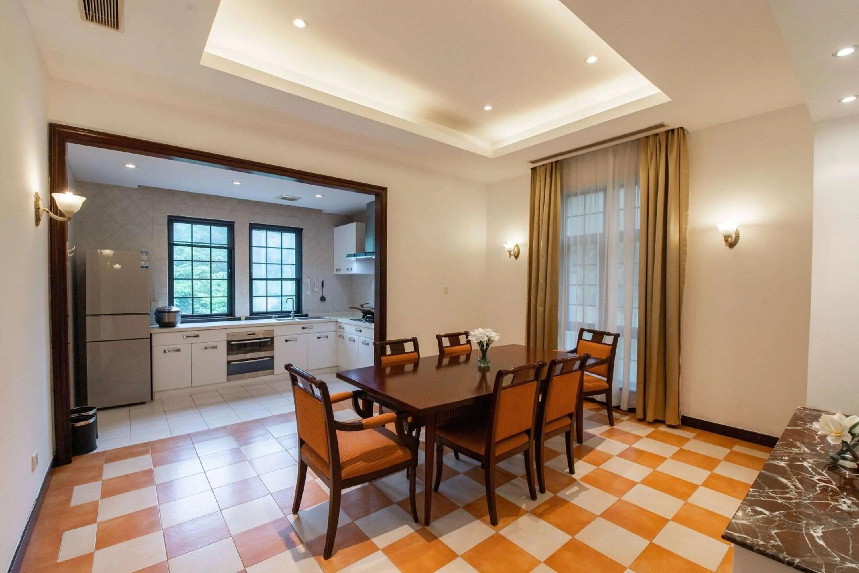 Photo of the whole room in Ramada Plaza Sino-Bay Shanghai