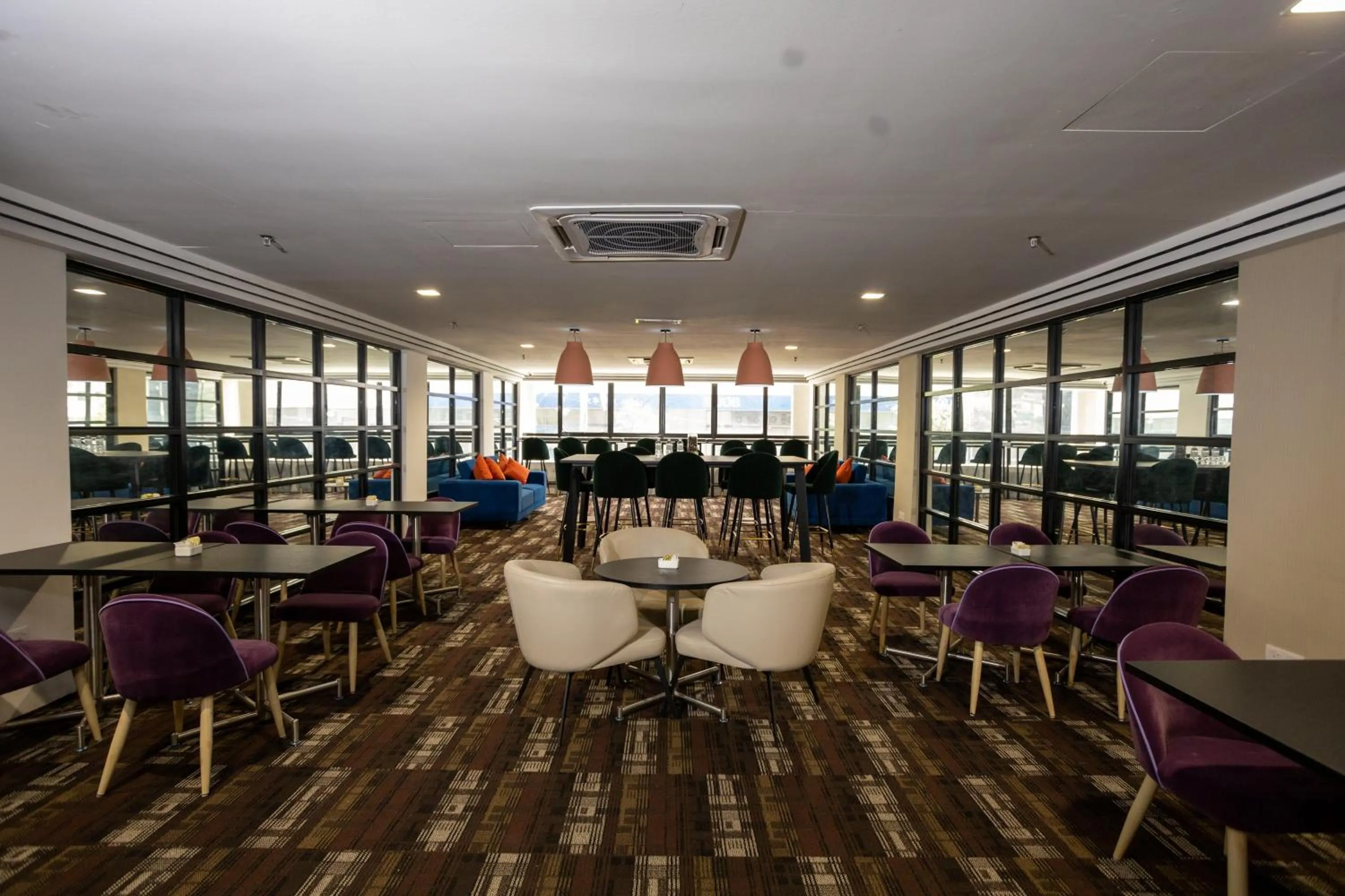 Lounge or bar in Citrus Hotel Johor Bahru by Compass Hospitality