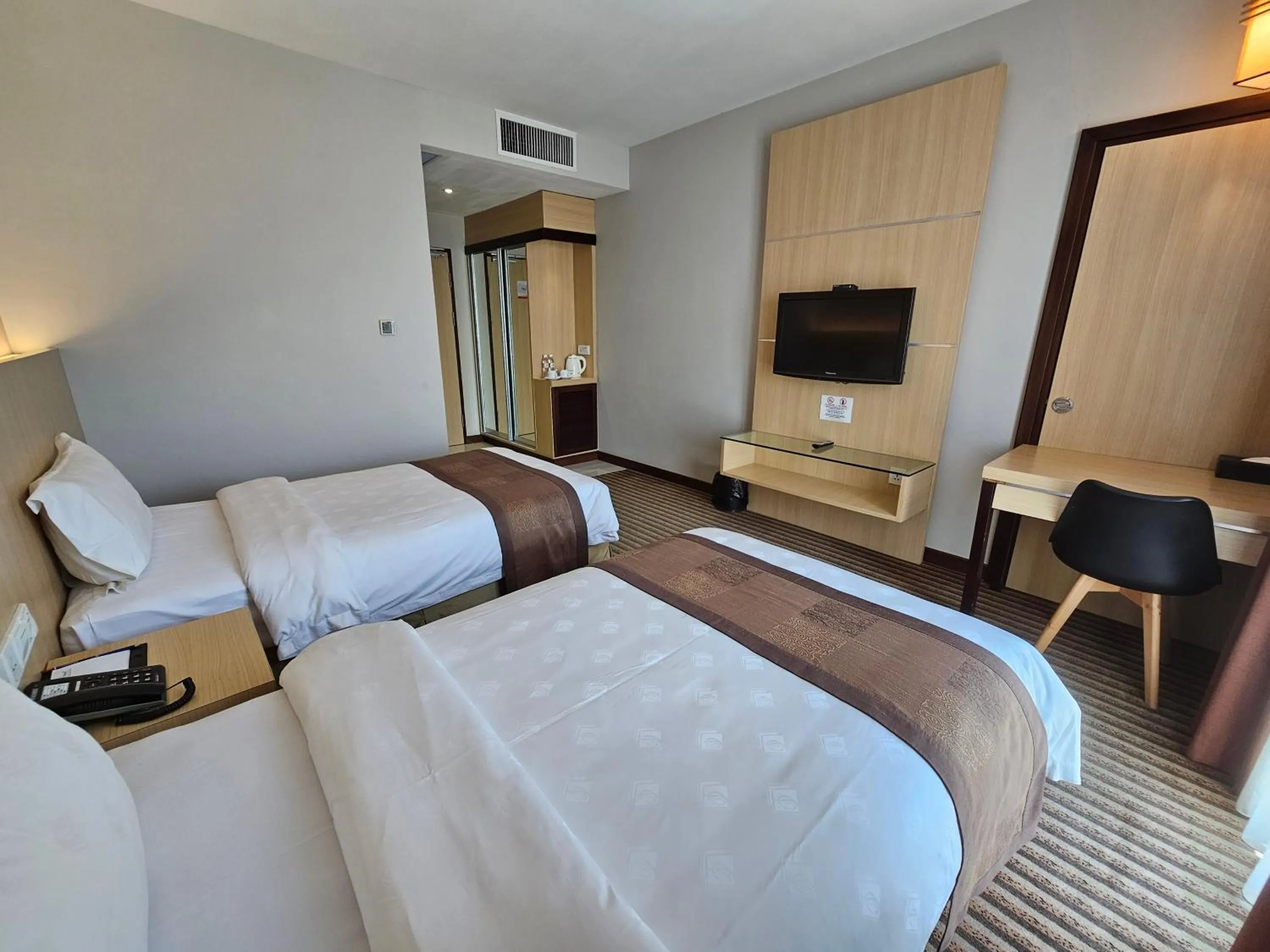 Bedroom, Bed in DeHome Boutique Hotel