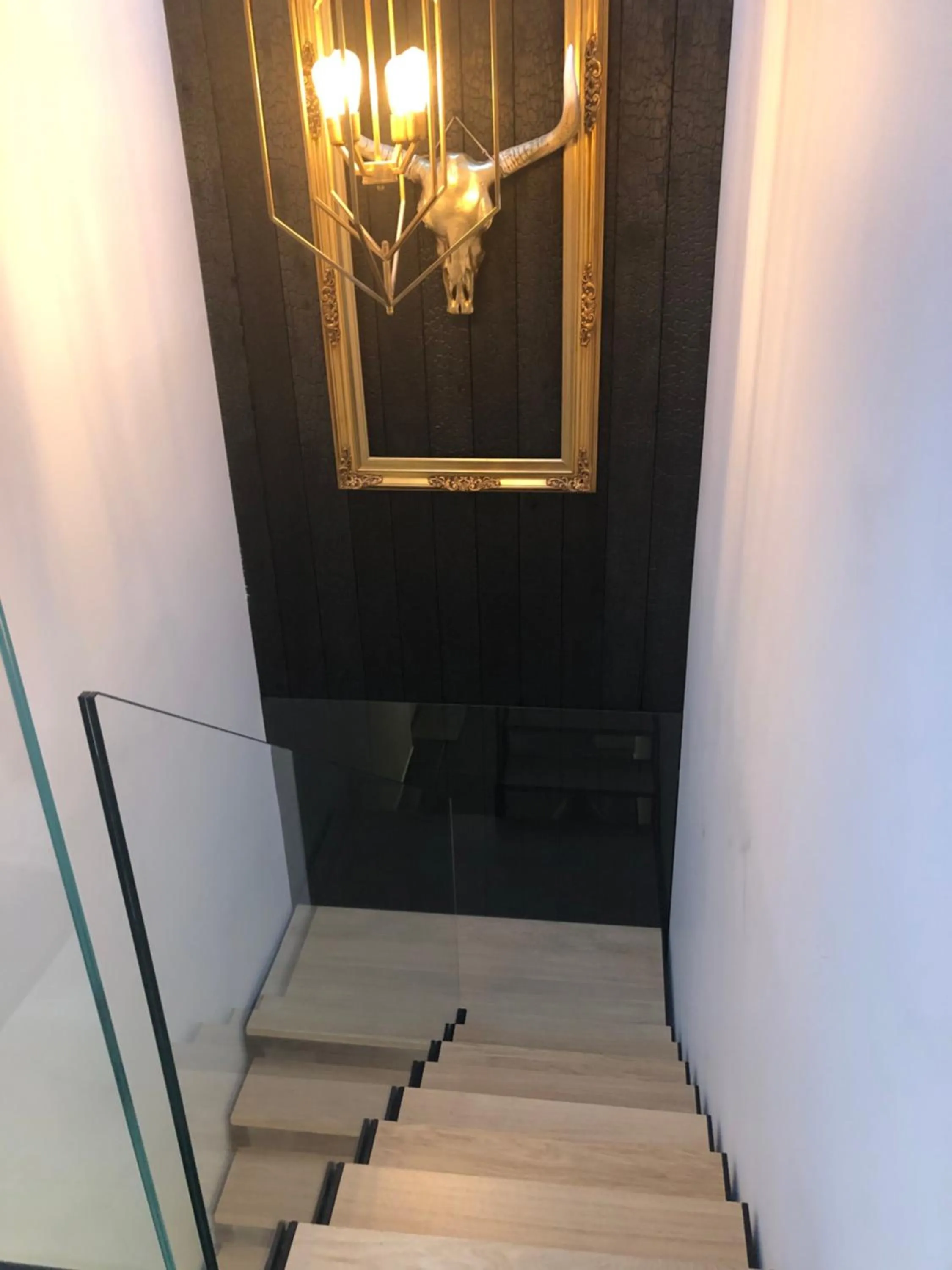 Facade/entrance in Victoria's House