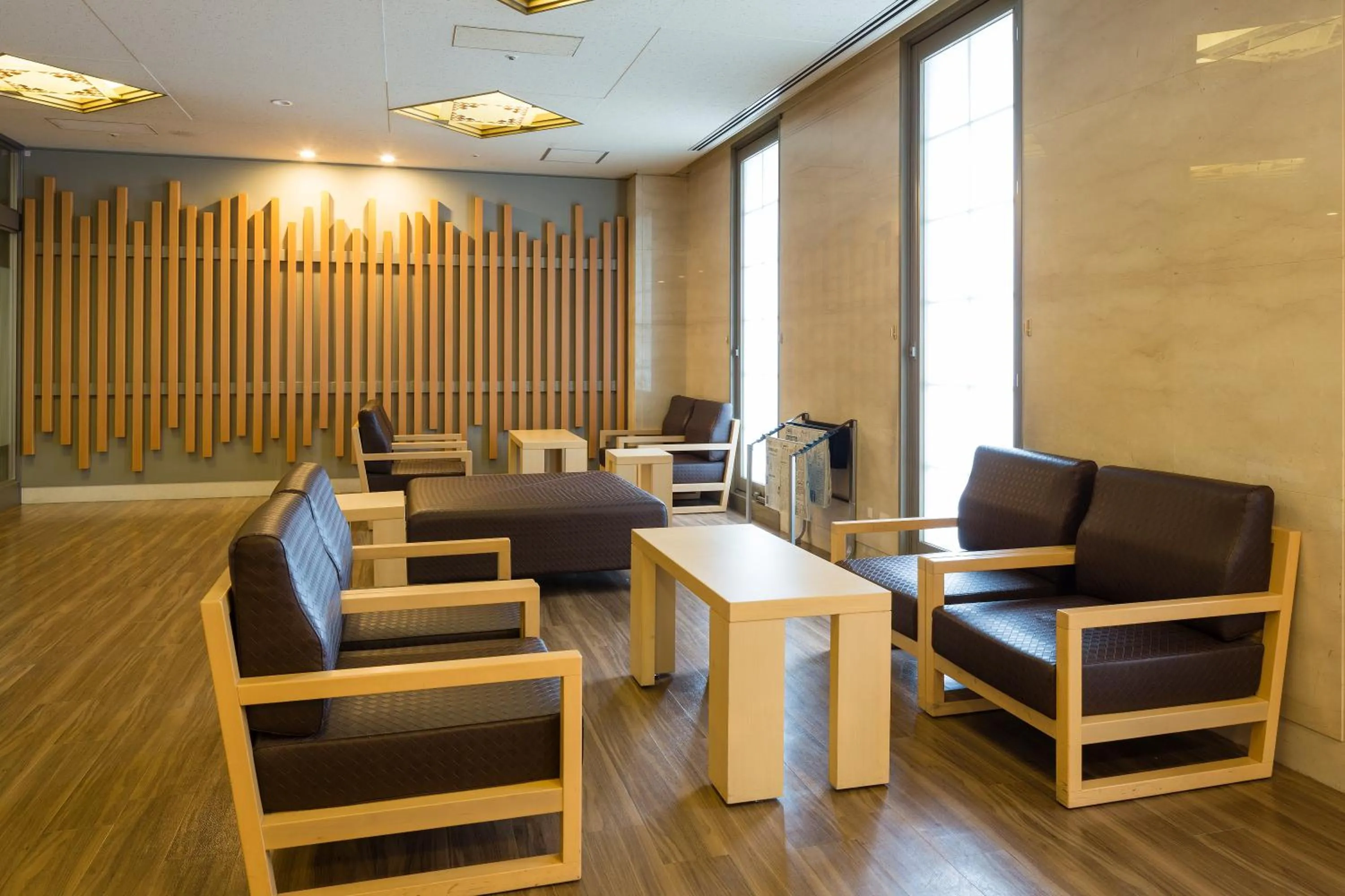 Communal lounge/ TV room in Ark Hotel Kyoto -ROUTE INN HOTELS-