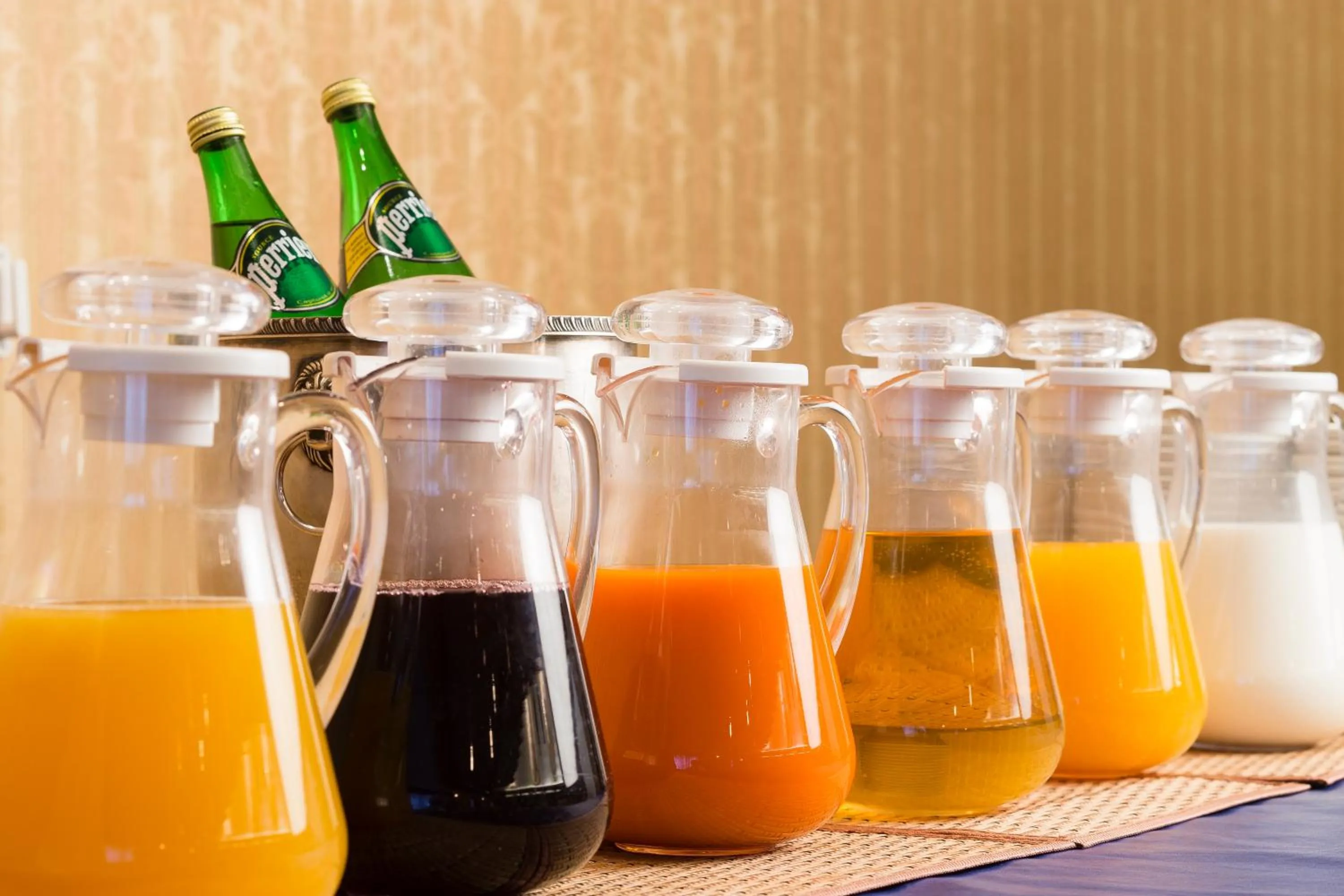 Buffet breakfast, Drinks in Ark Hotel Kyoto -ROUTE INN HOTELS-