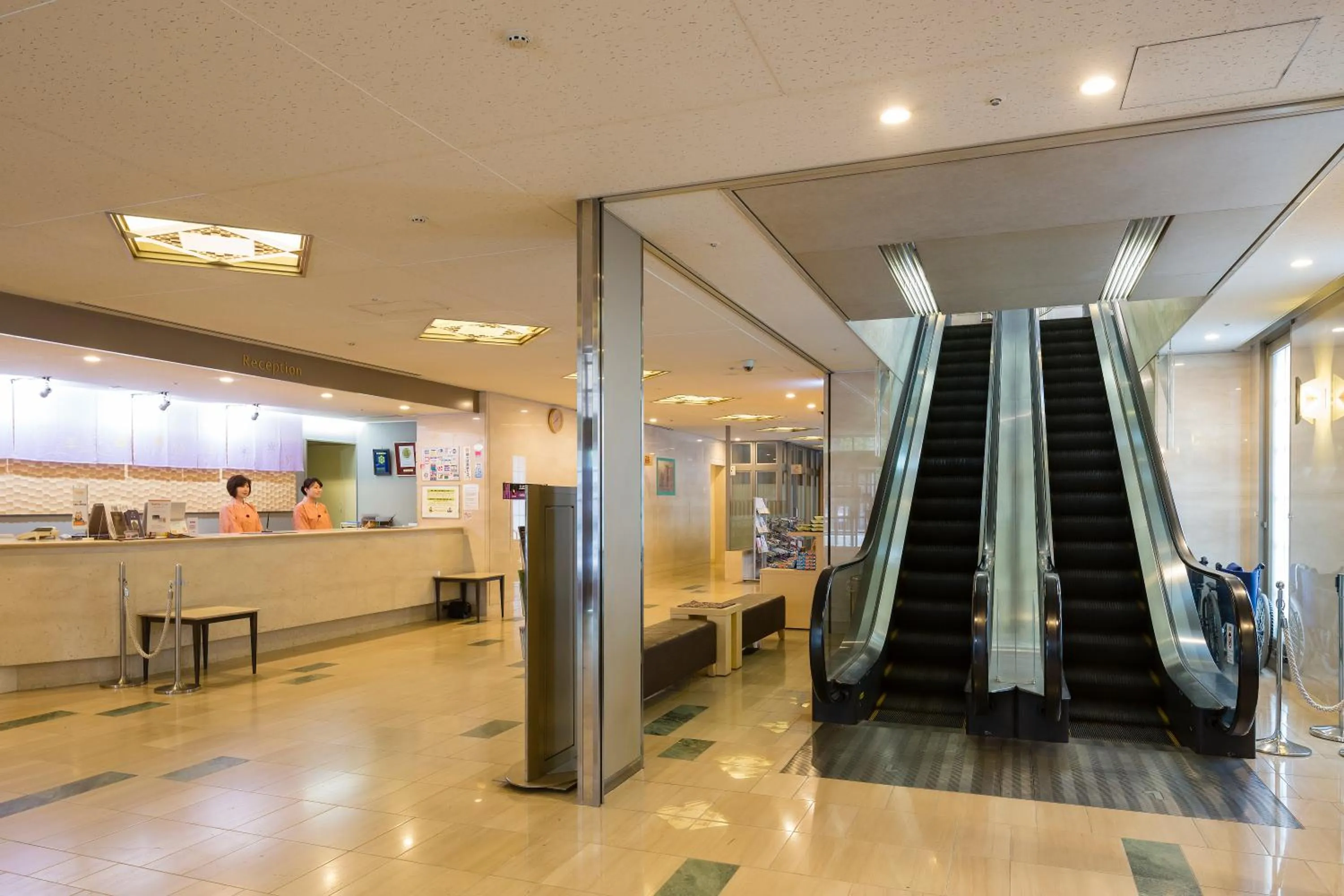 Lobby or reception in Ark Hotel Kyoto -ROUTE INN HOTELS-