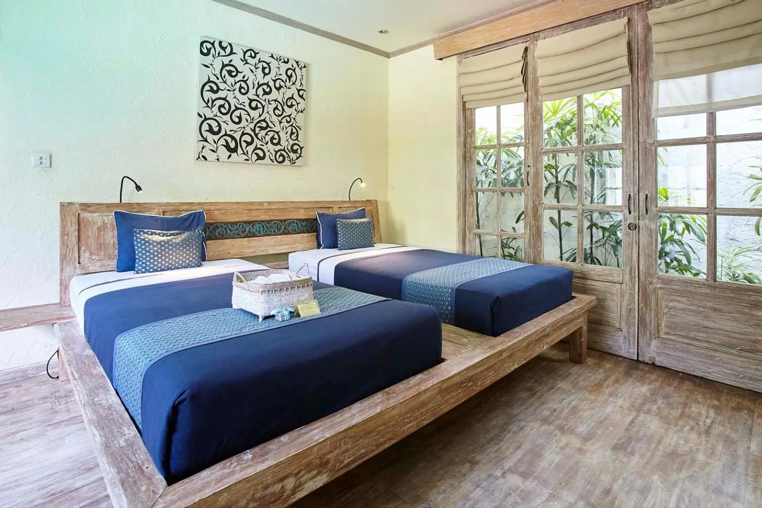Bed in Artemis Villa Hotel