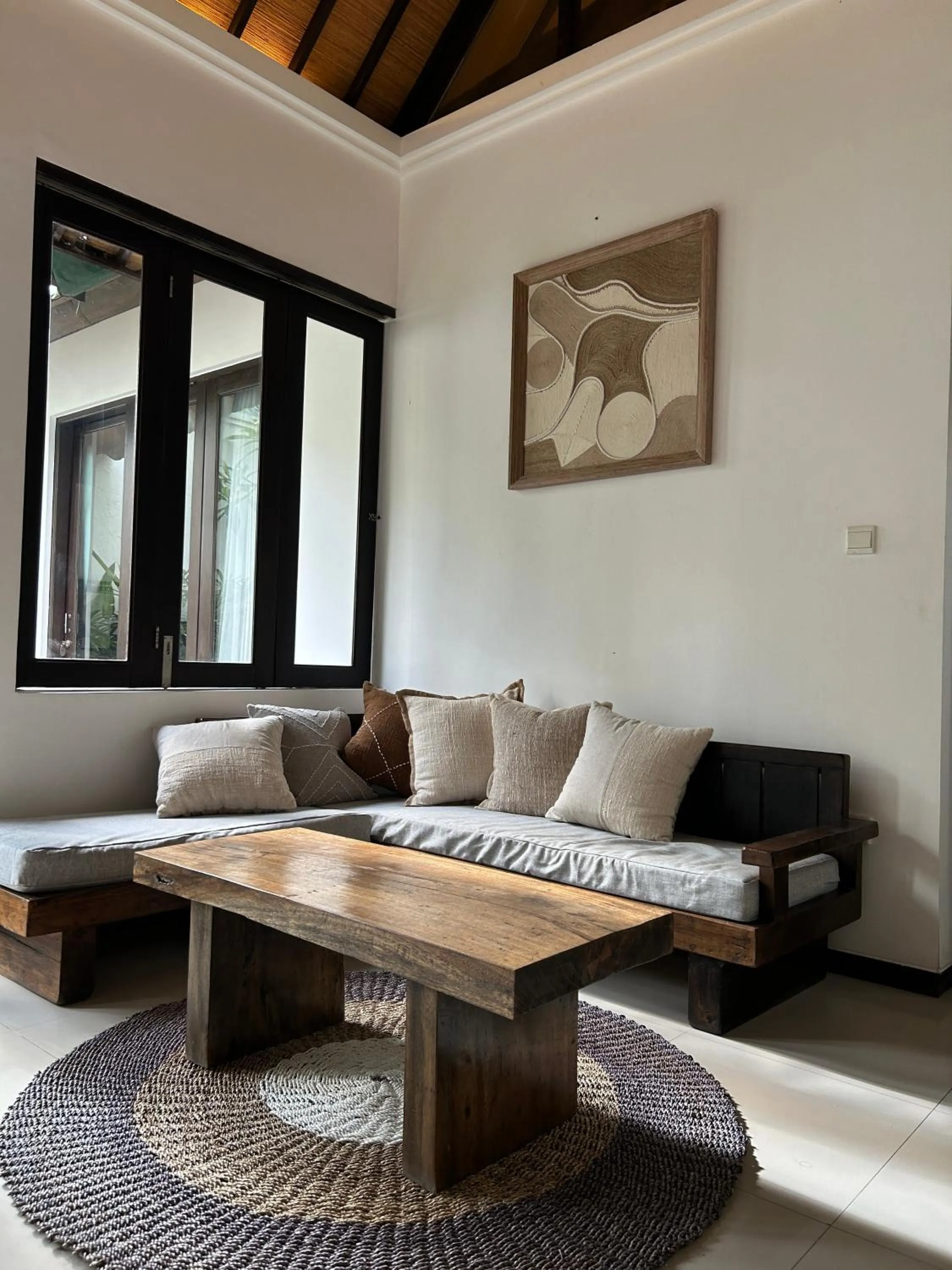 Living room in Artemis Villa Hotel