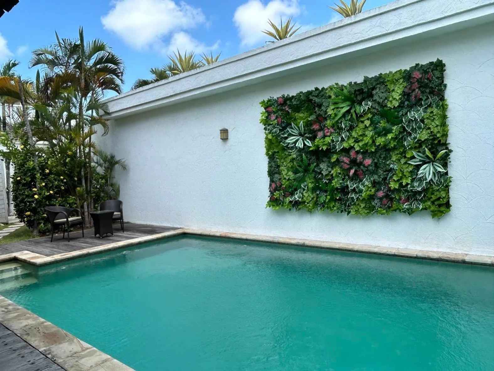 Swimming pool in Artemis Villa Hotel