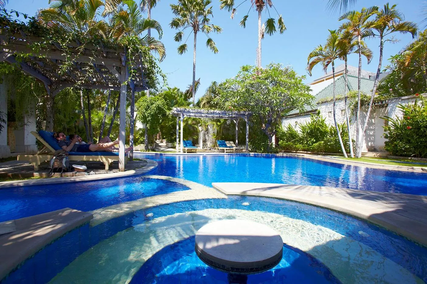 Swimming pool in Artemis Villa Hotel