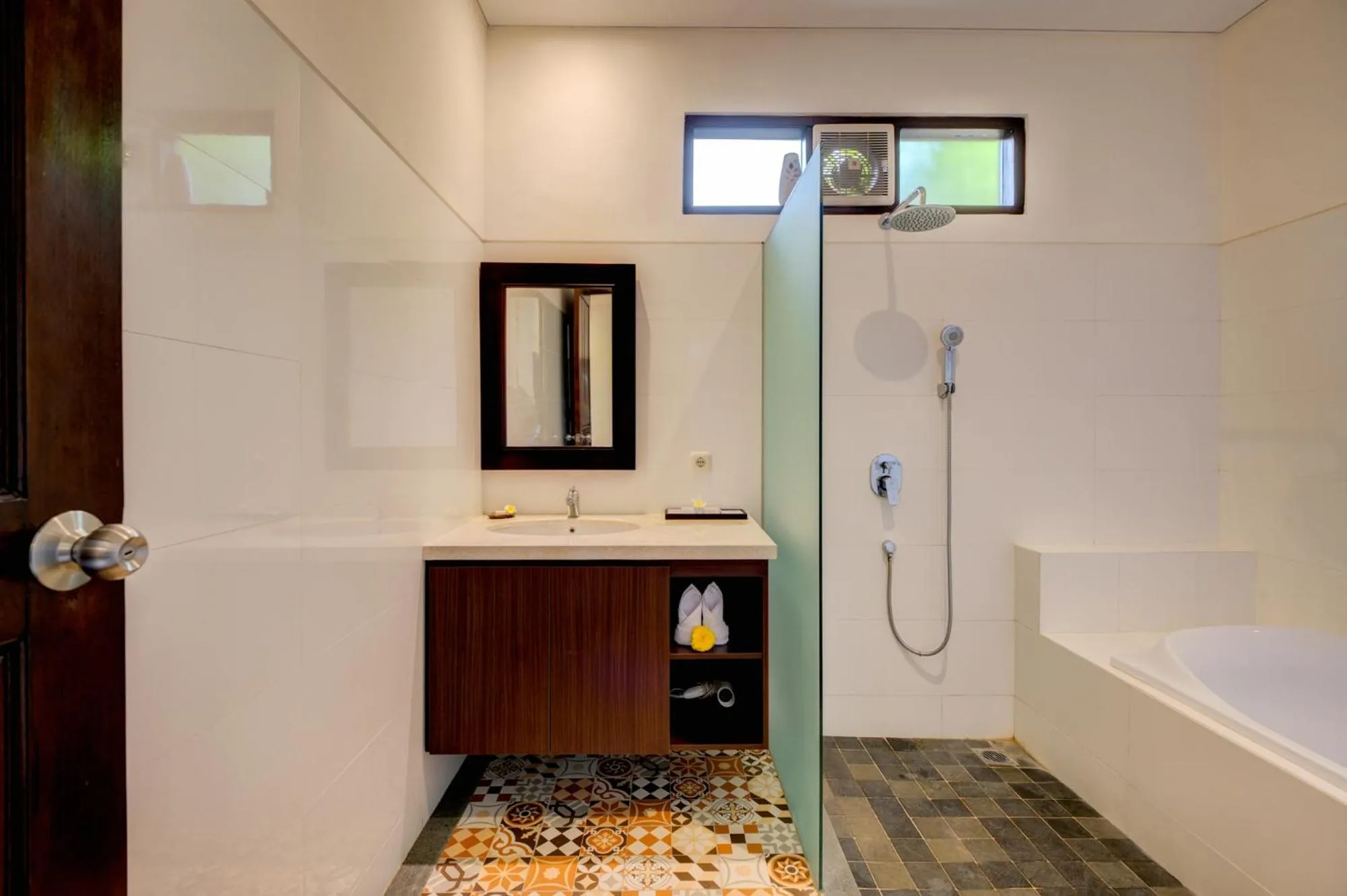 Gracia Bali Villas & Apartment Managed by Manara