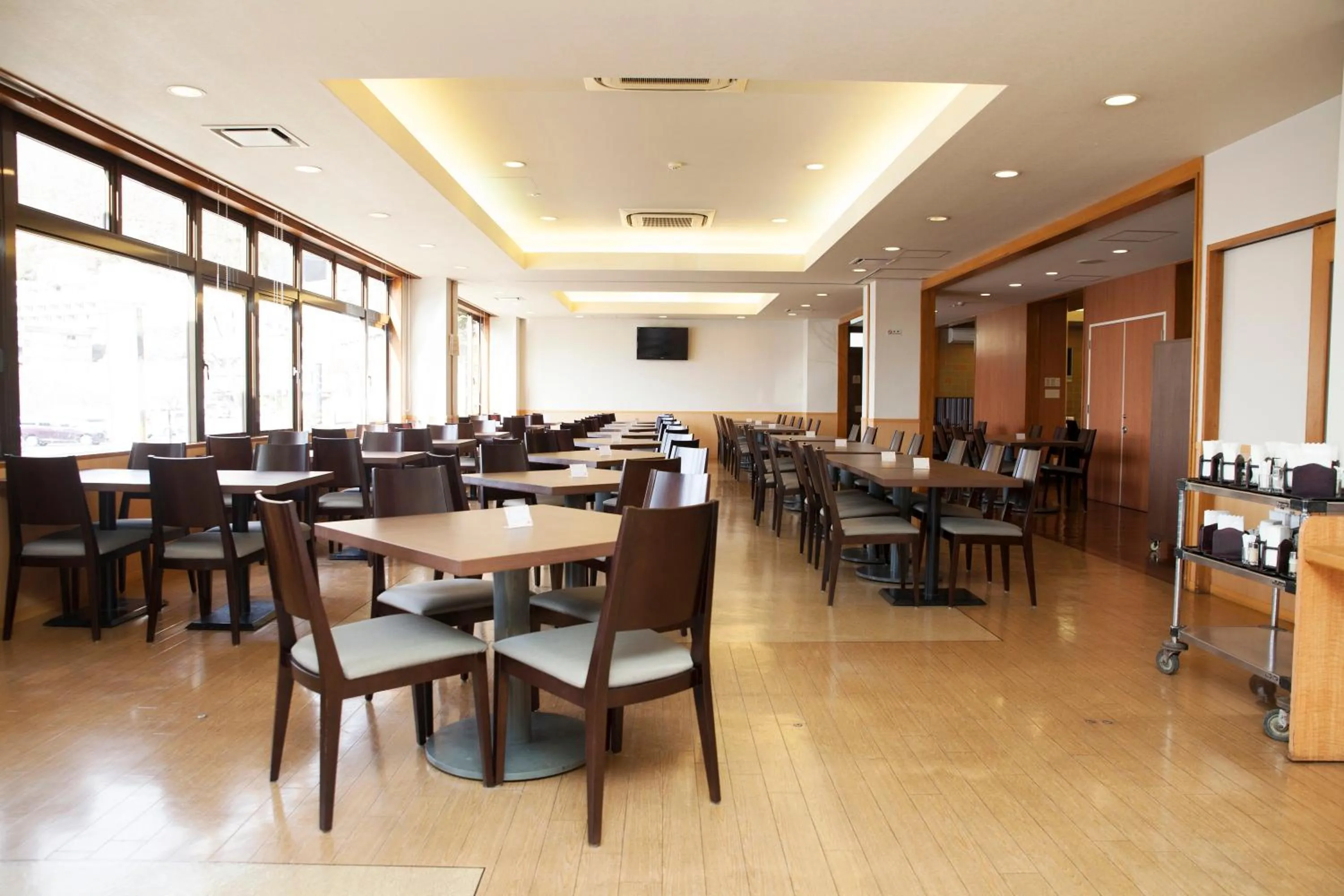 Restaurant/places to eat in Hotel Route-Inn Kawaguchiko