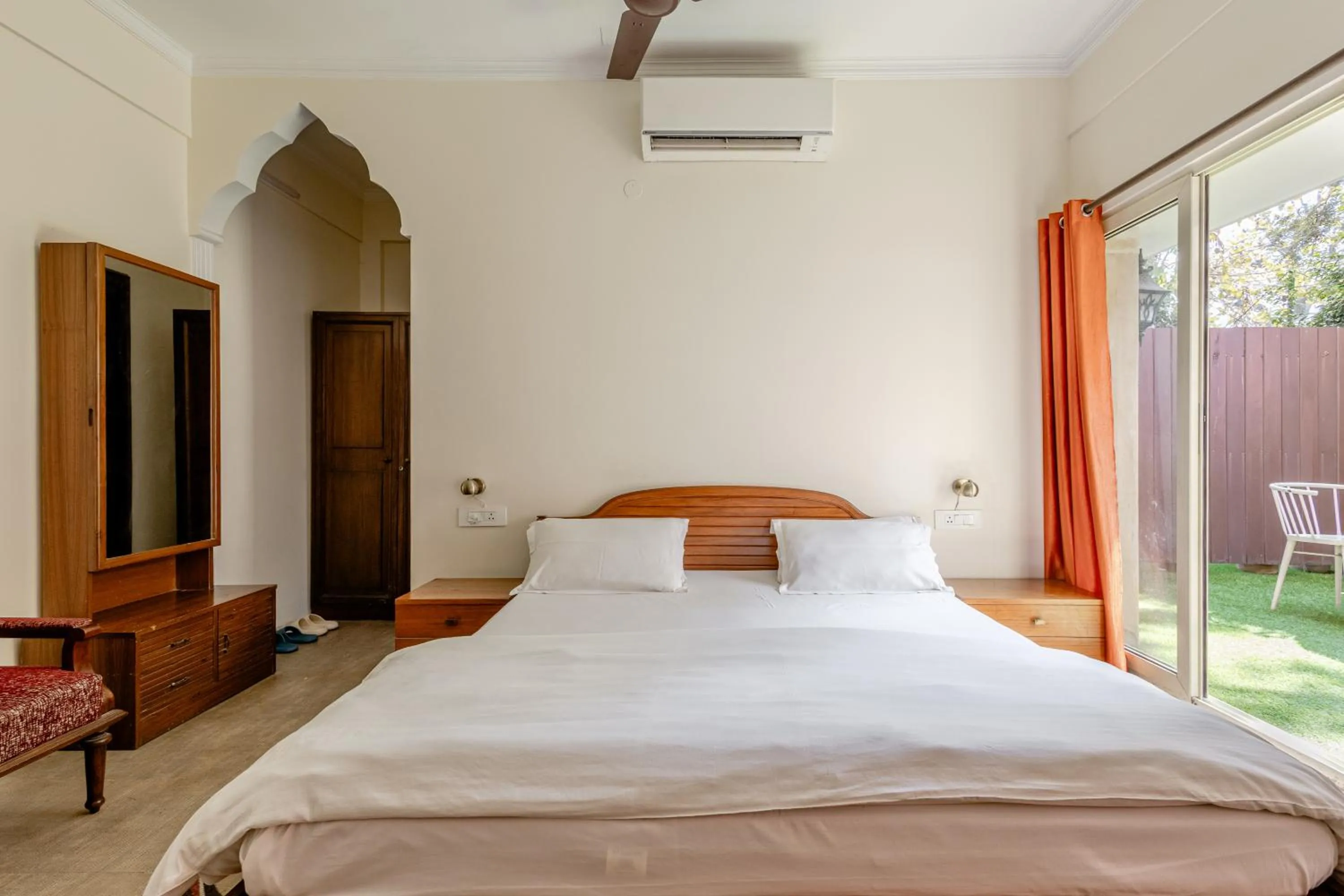 Bed in Cp Villa - Rooms with Patio