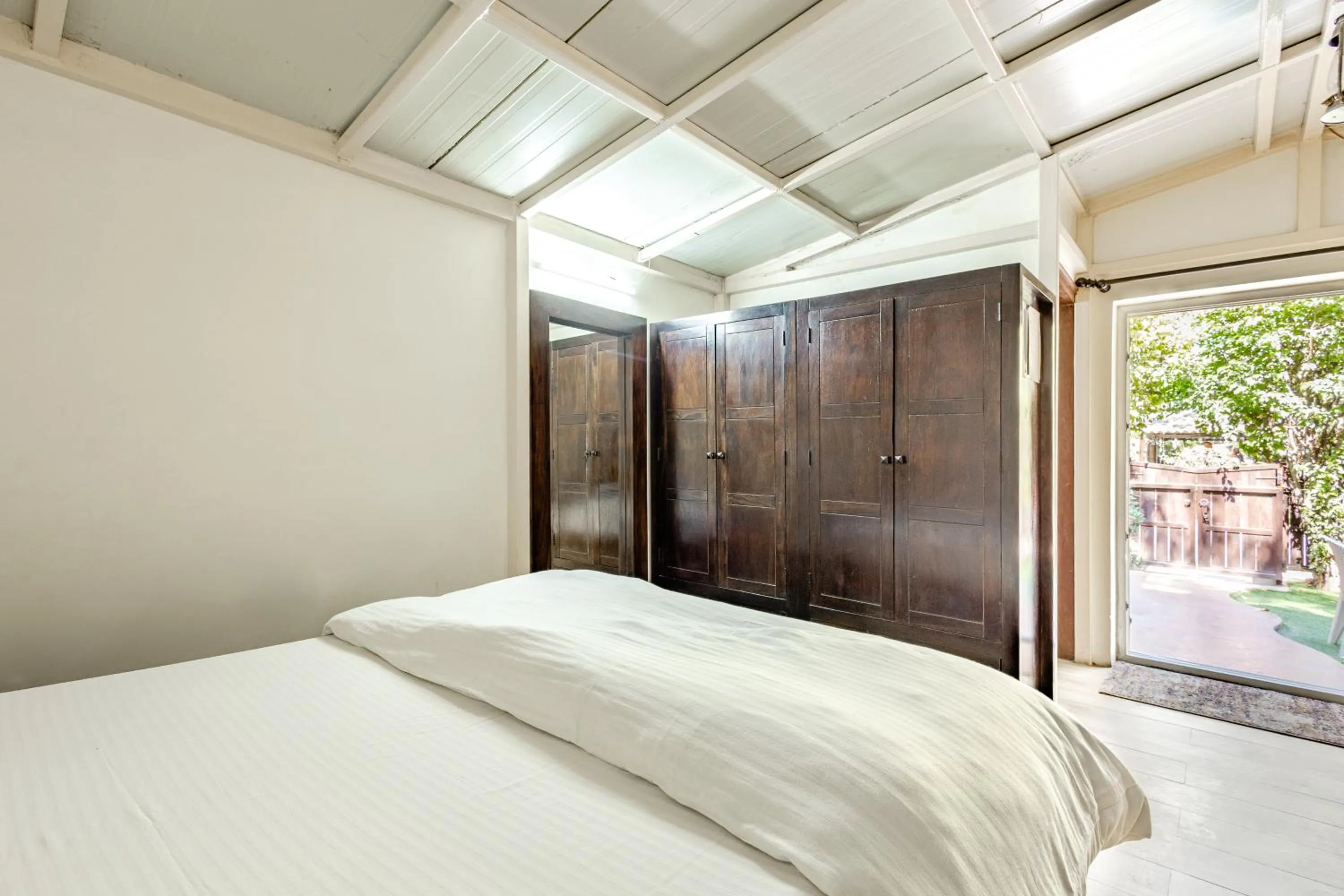 Bed in Cp Villa - Rooms with Patio