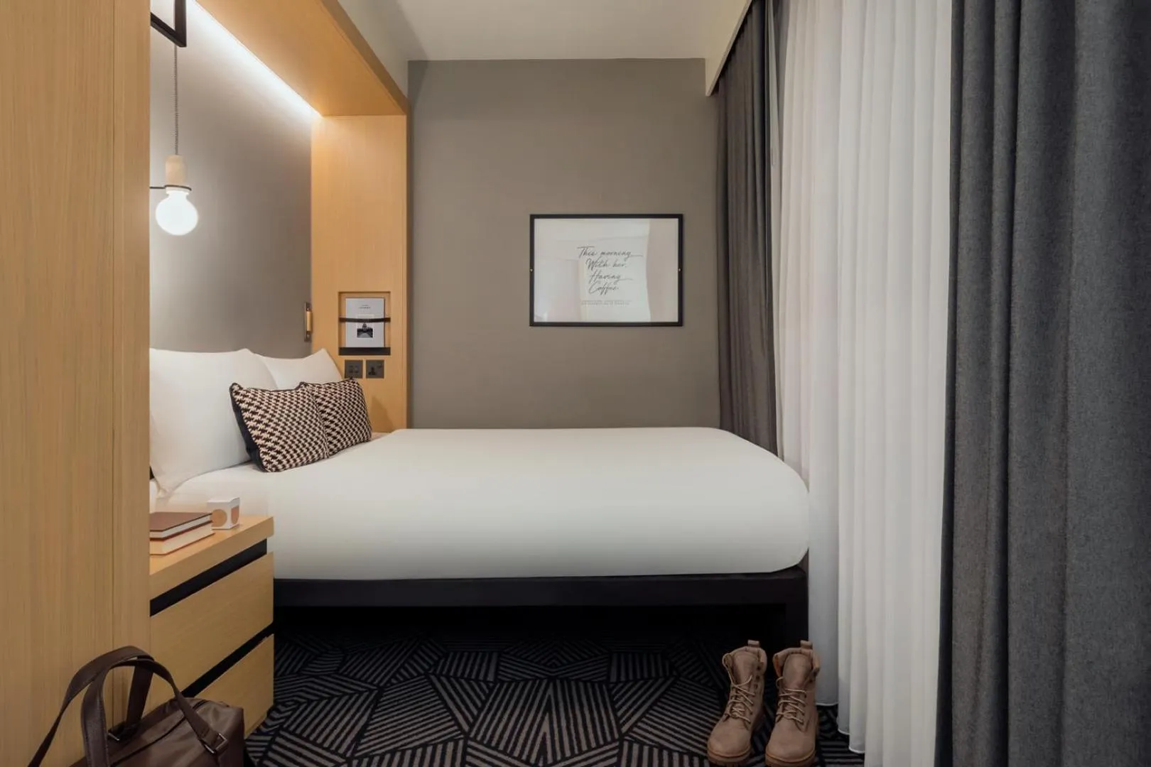 Bedroom, Bed in Assembly Leicester Square