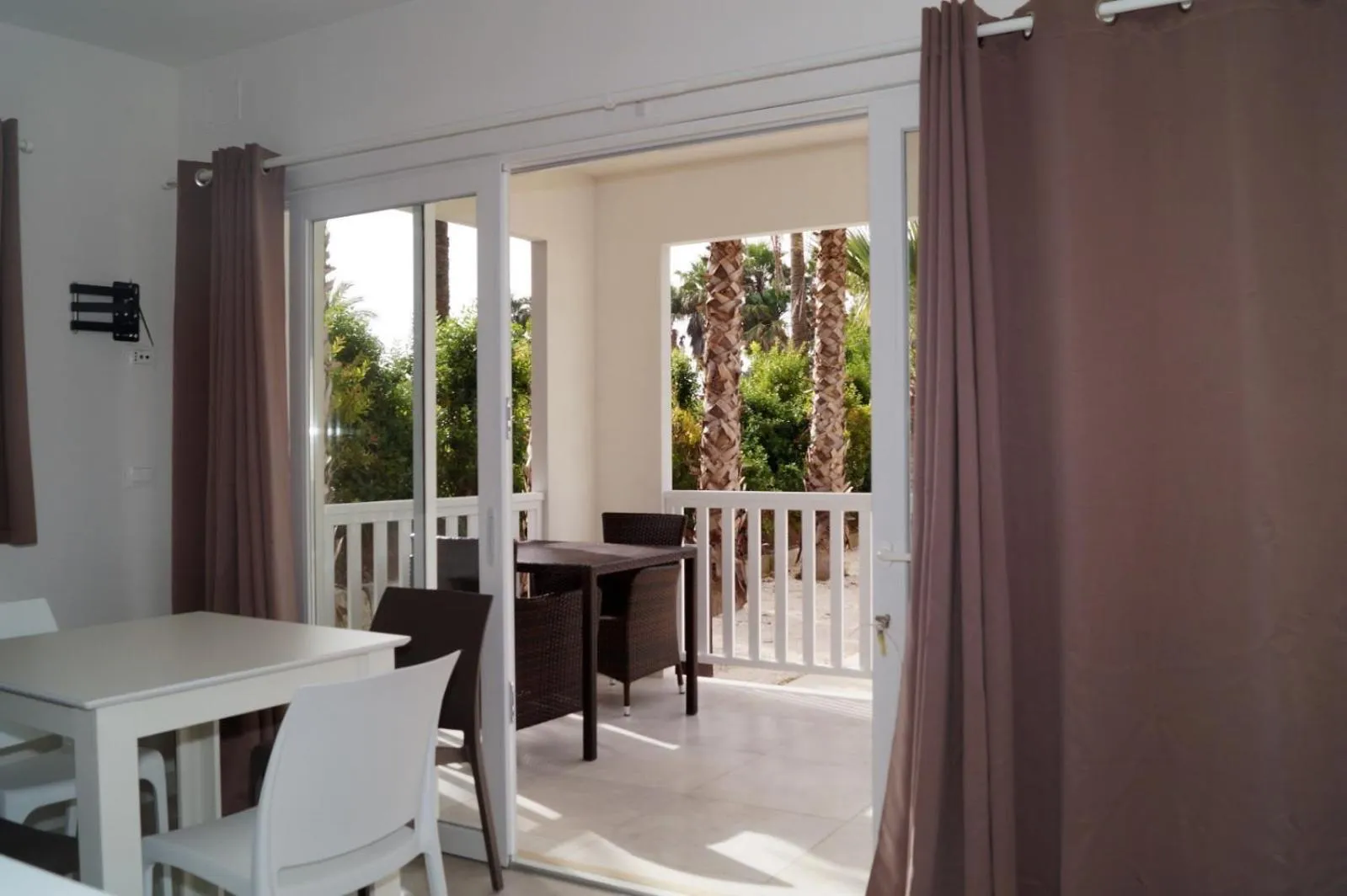 Dining area in Green Paradise Resort