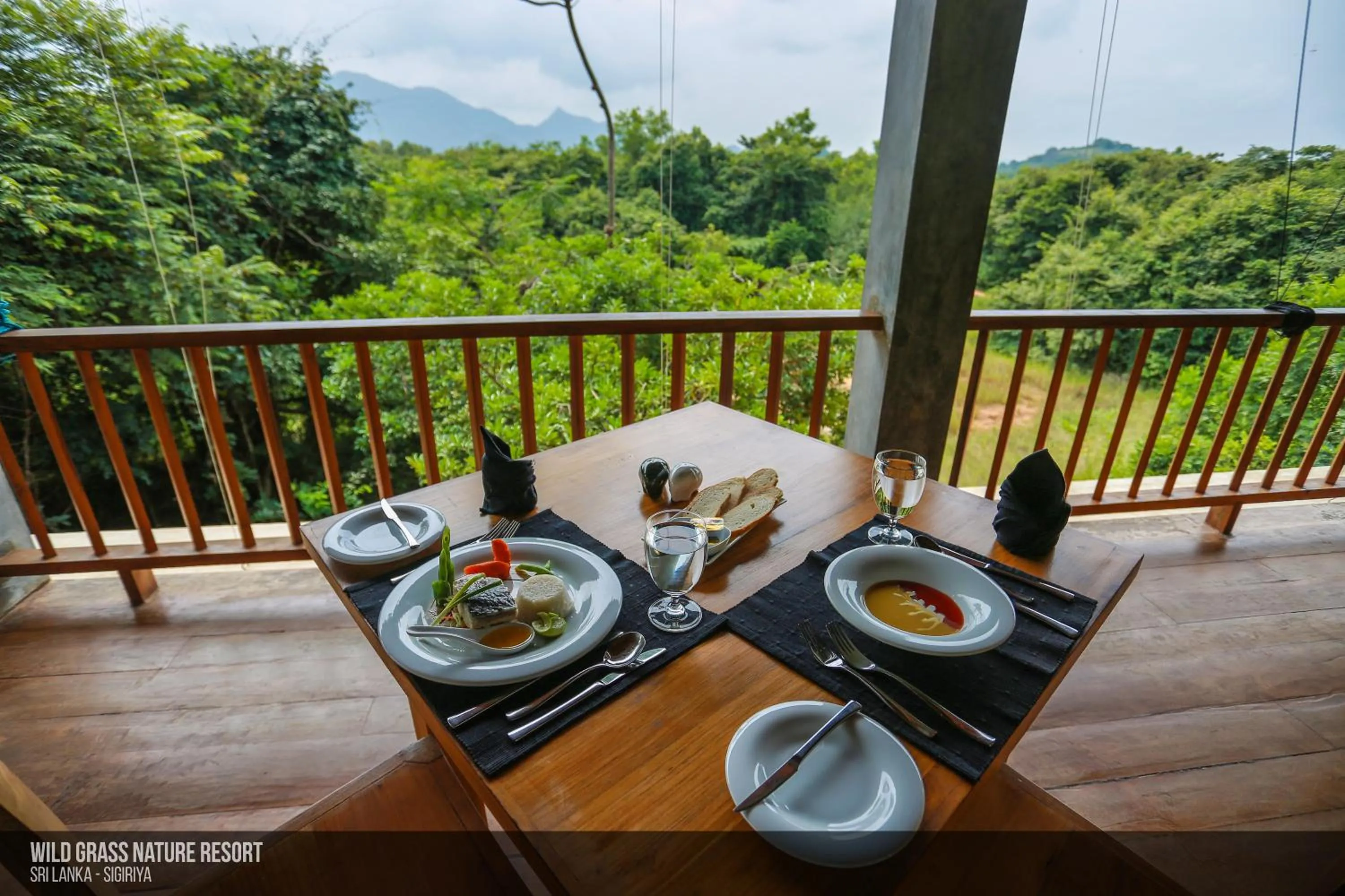 Restaurant/places to eat in Wild Grass Nature Resort