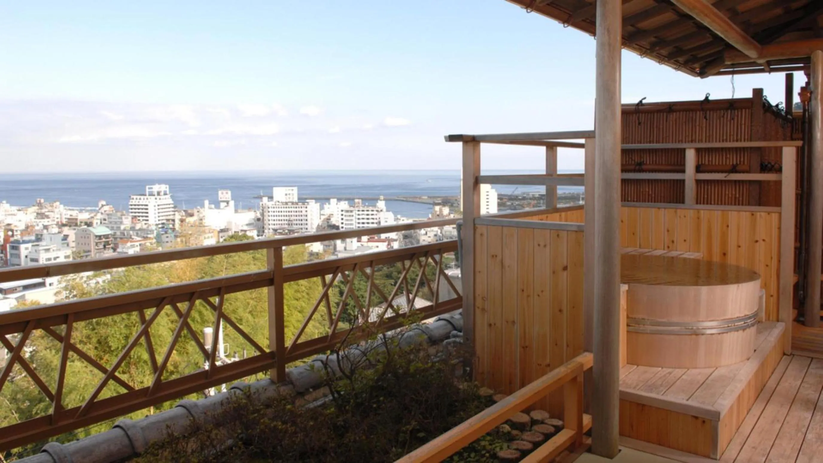 Open Air Bath in Shin Kadoya
